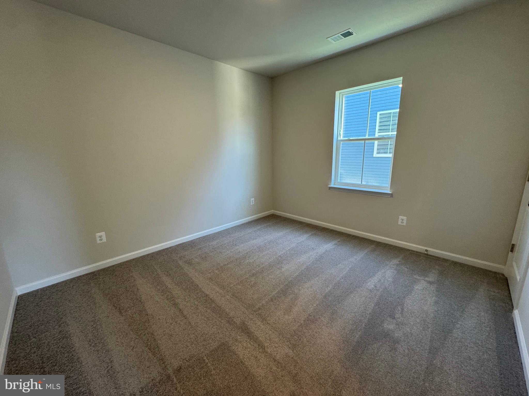 RED CLOVER MEADOWS - Residential Lease