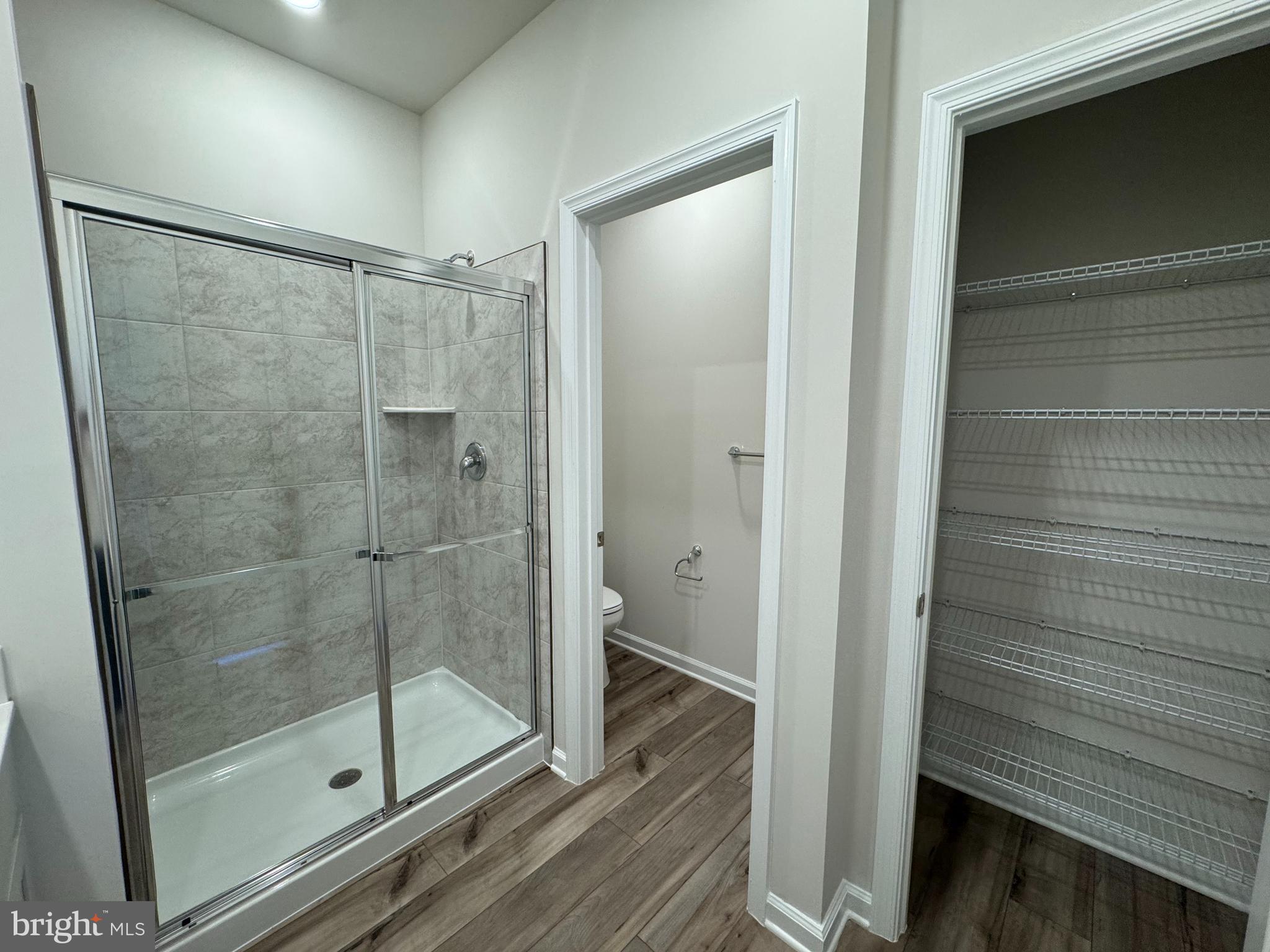 RED CLOVER MEADOWS - Residential Lease