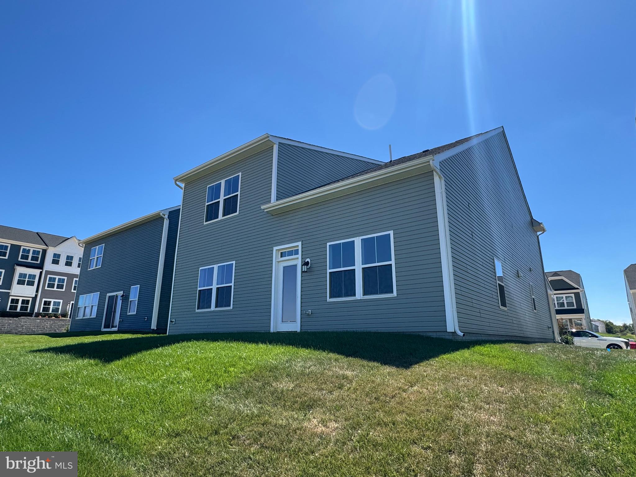 RED CLOVER MEADOWS - Residential Lease