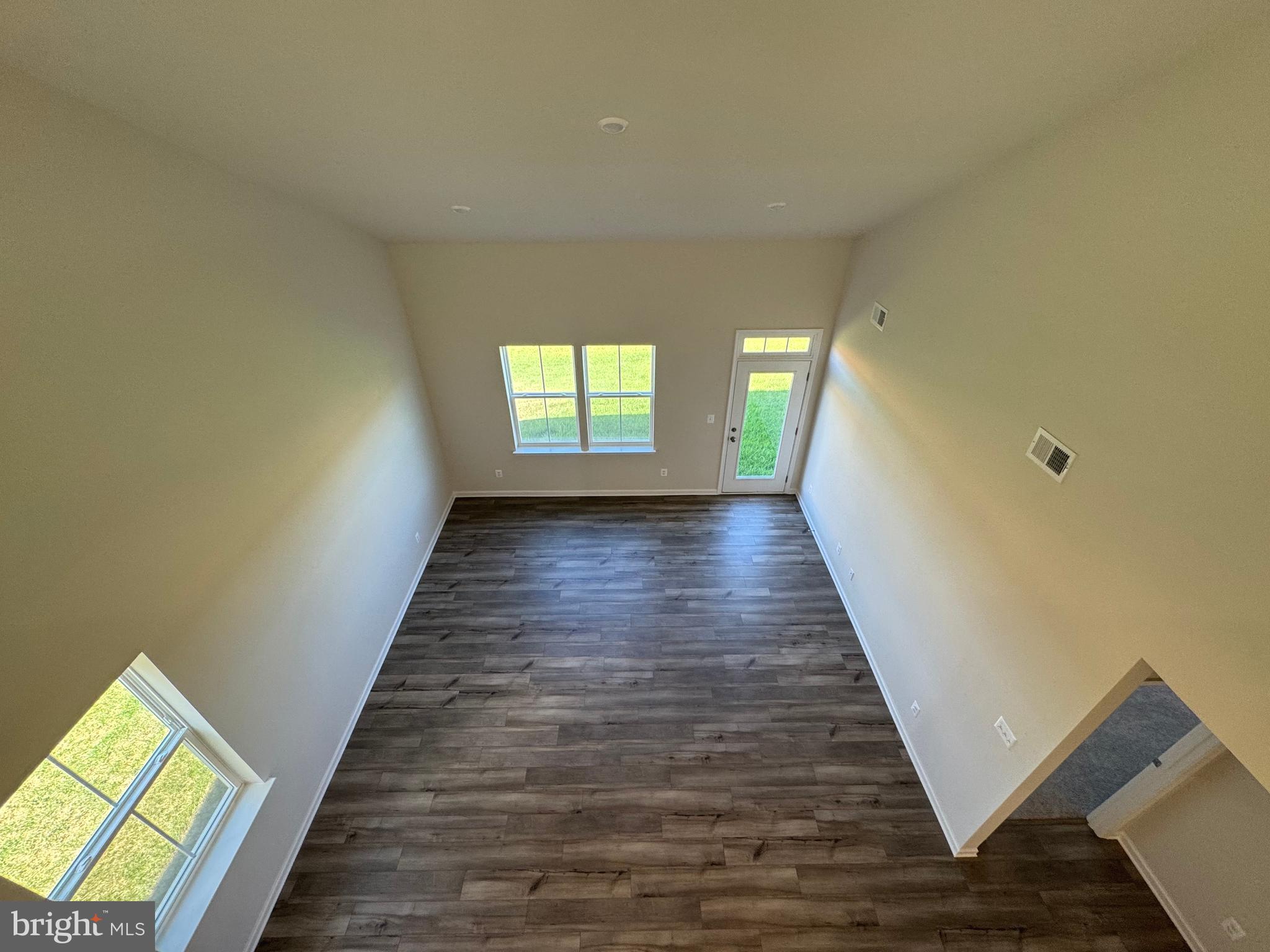 RED CLOVER MEADOWS - Residential Lease