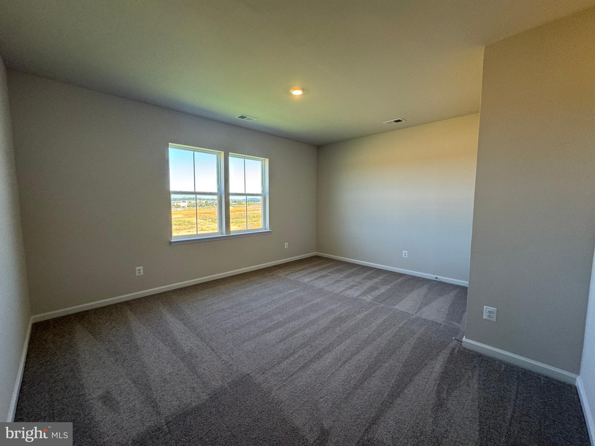 RED CLOVER MEADOWS - Residential Lease