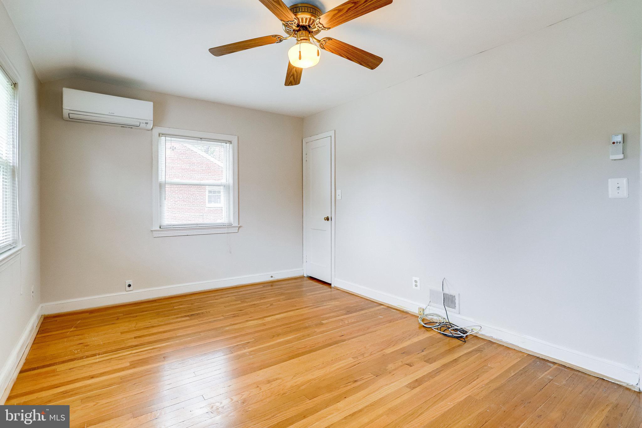 LONG BRANCH - Residential