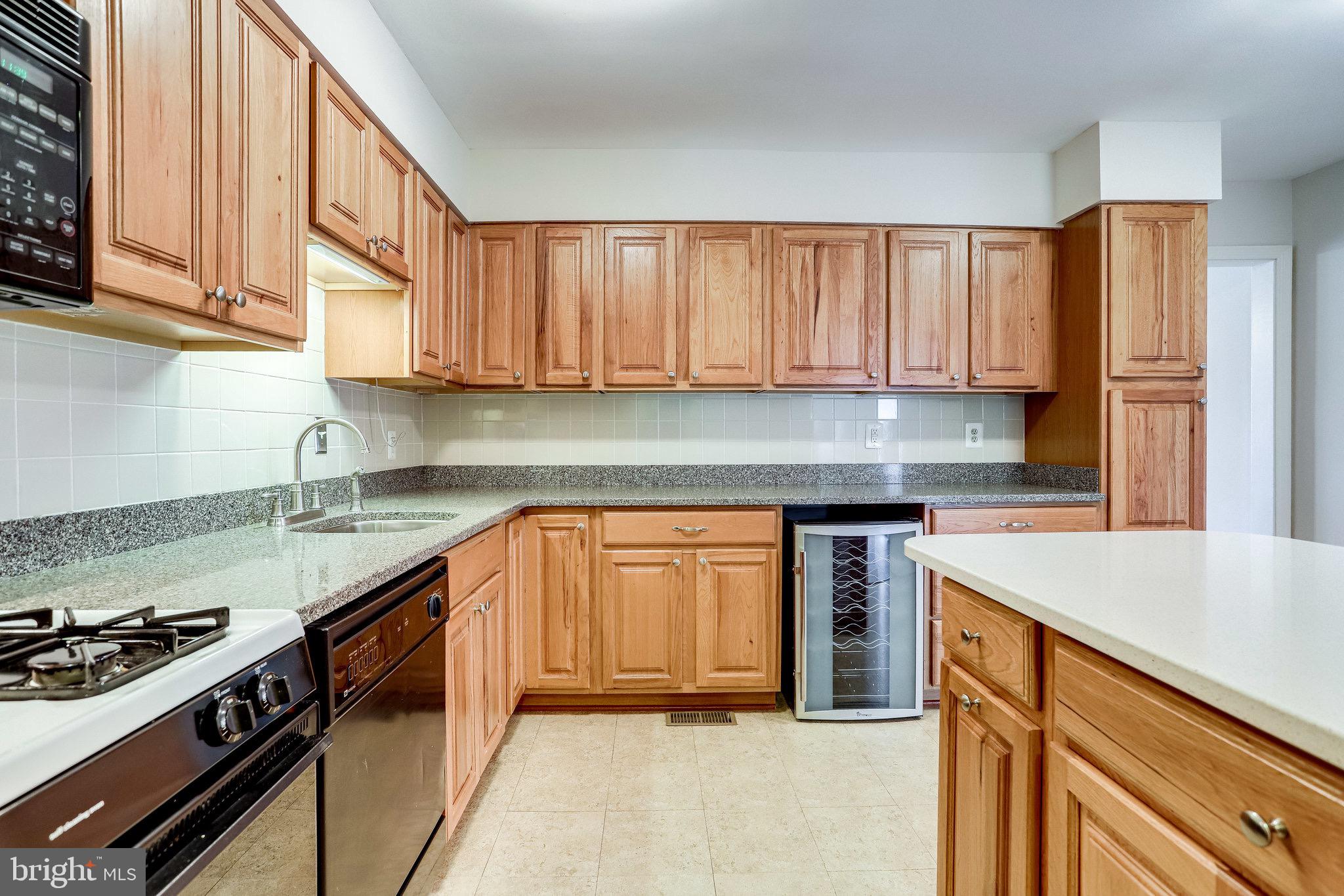 LONG BRANCH - Residential