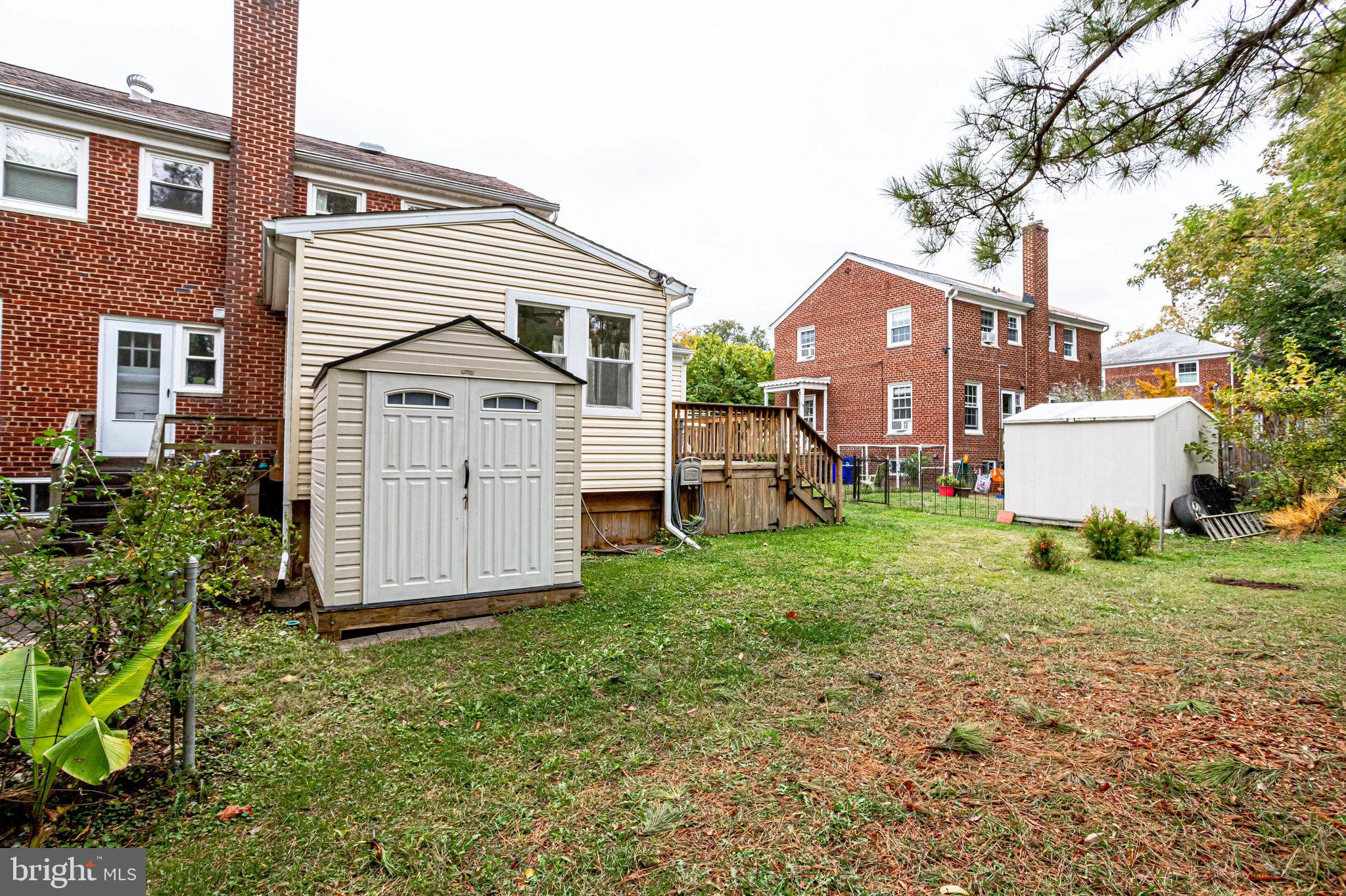 LONG BRANCH - Residential