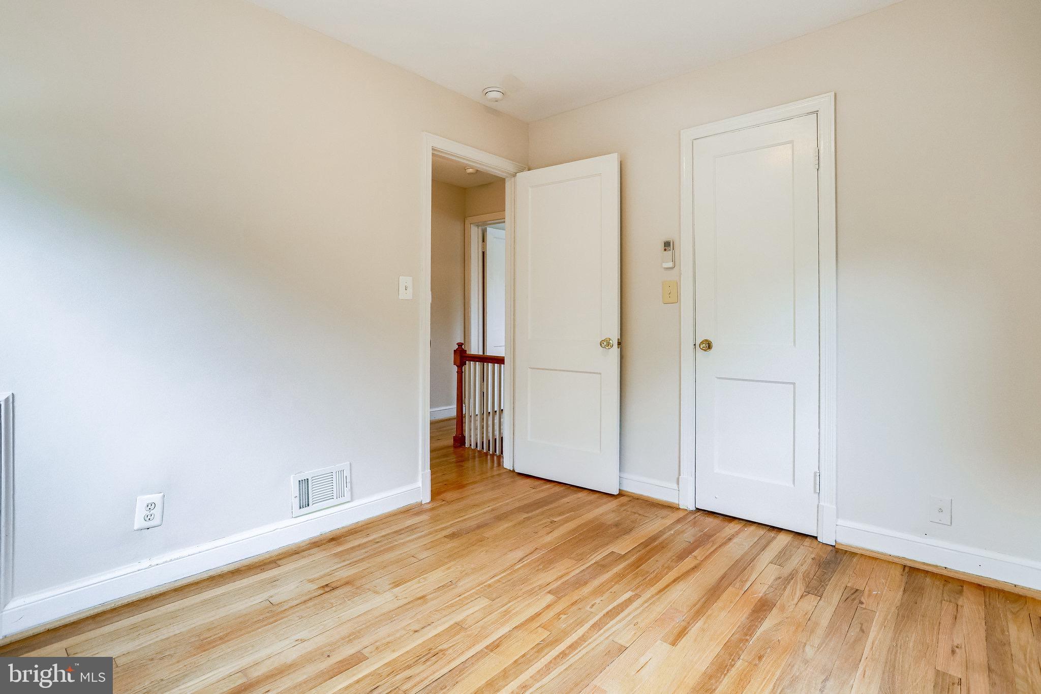 LONG BRANCH - Residential