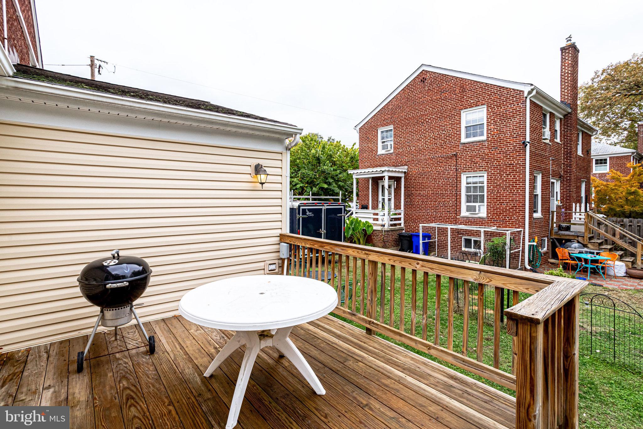 LONG BRANCH - Residential