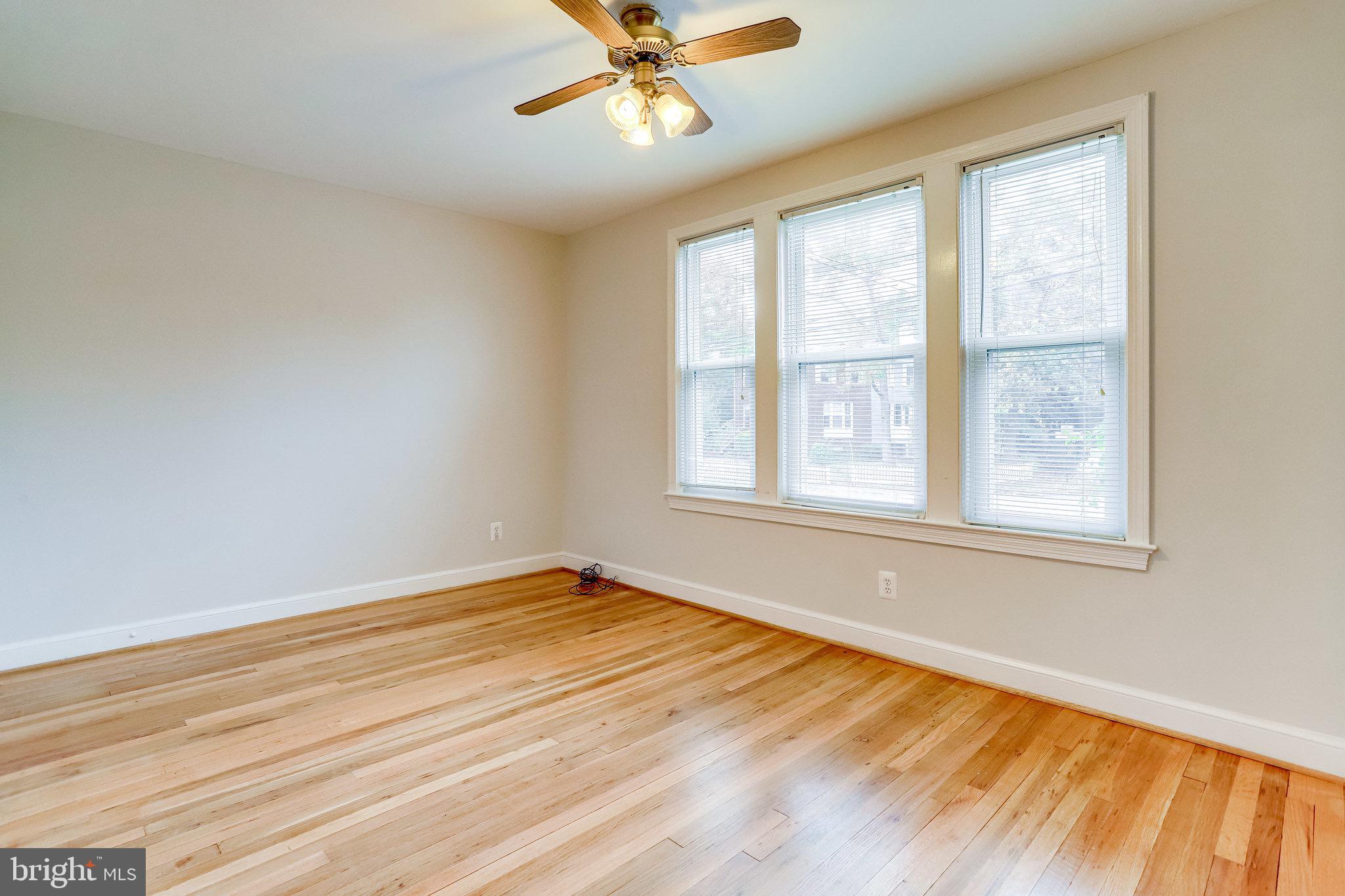 LONG BRANCH - Residential