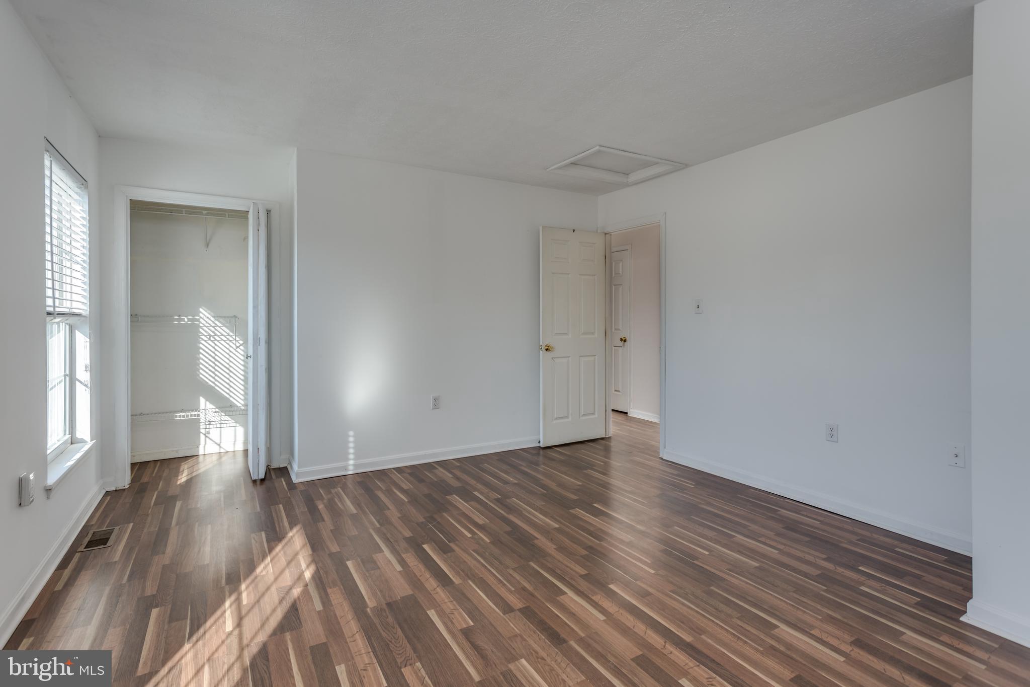 HEDGESVILLE HILLS - Residential