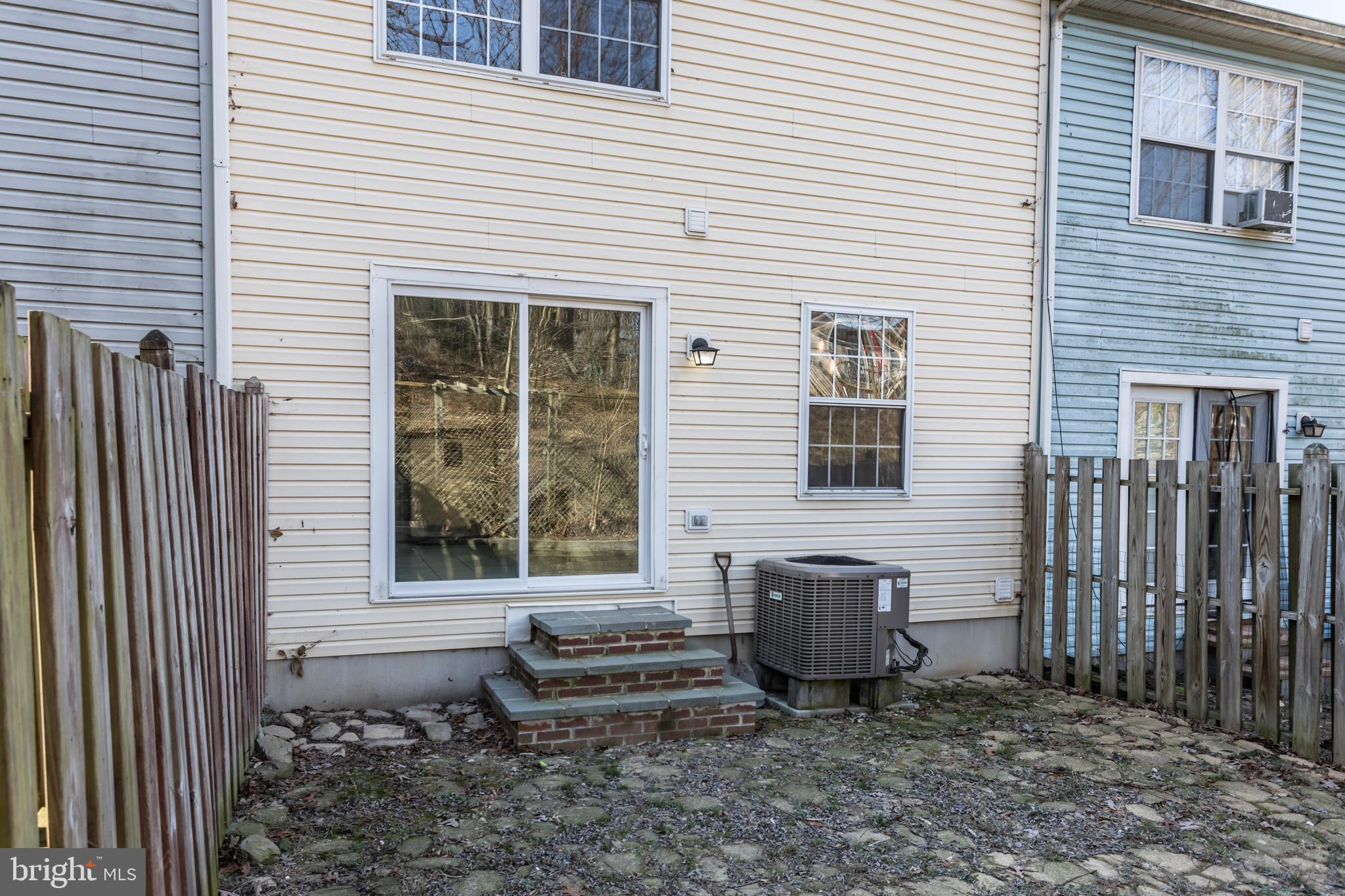 HEDGESVILLE HILLS - Residential