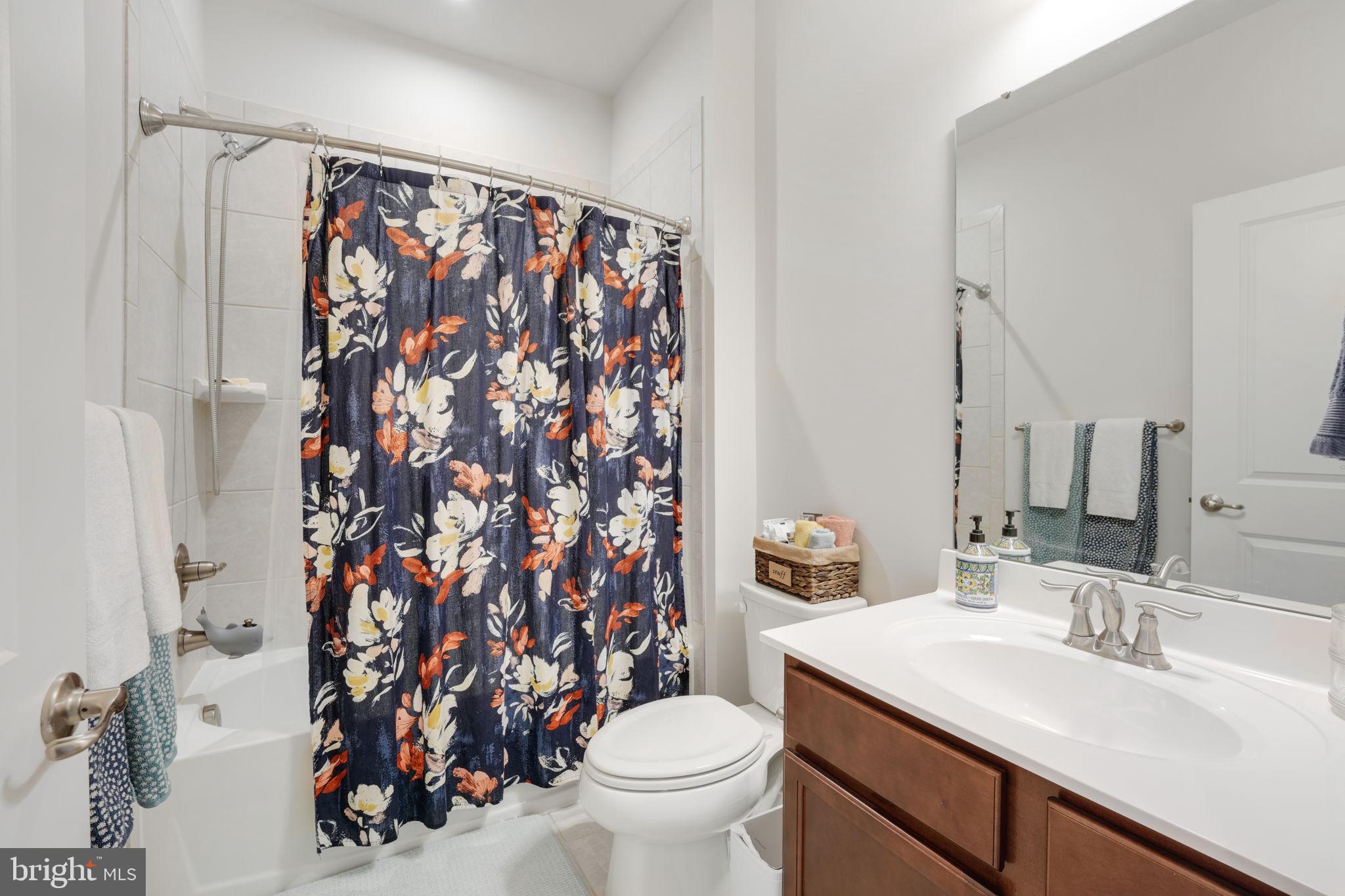 POTOMAC SHORES - Residential