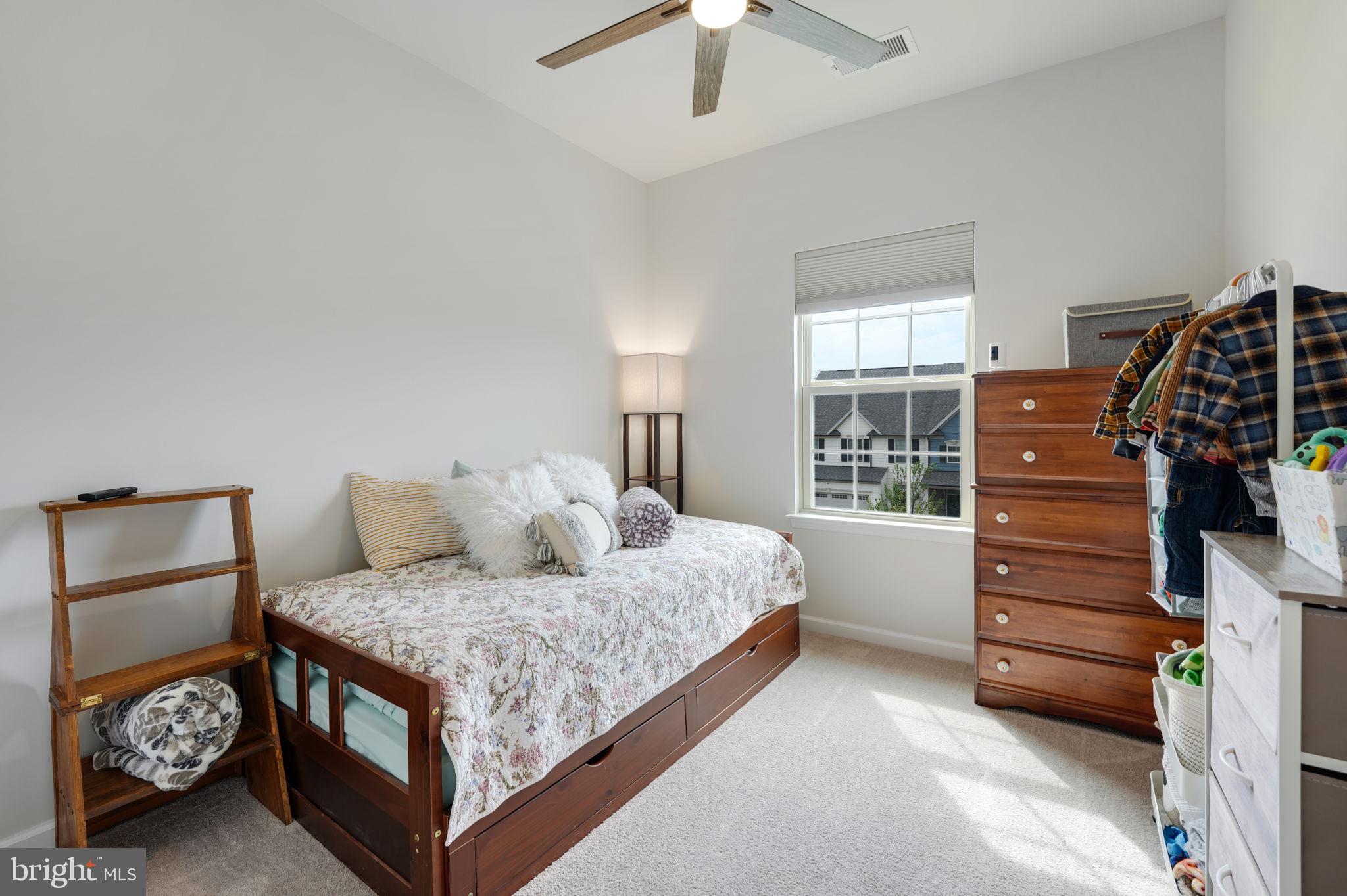 POTOMAC SHORES - Residential