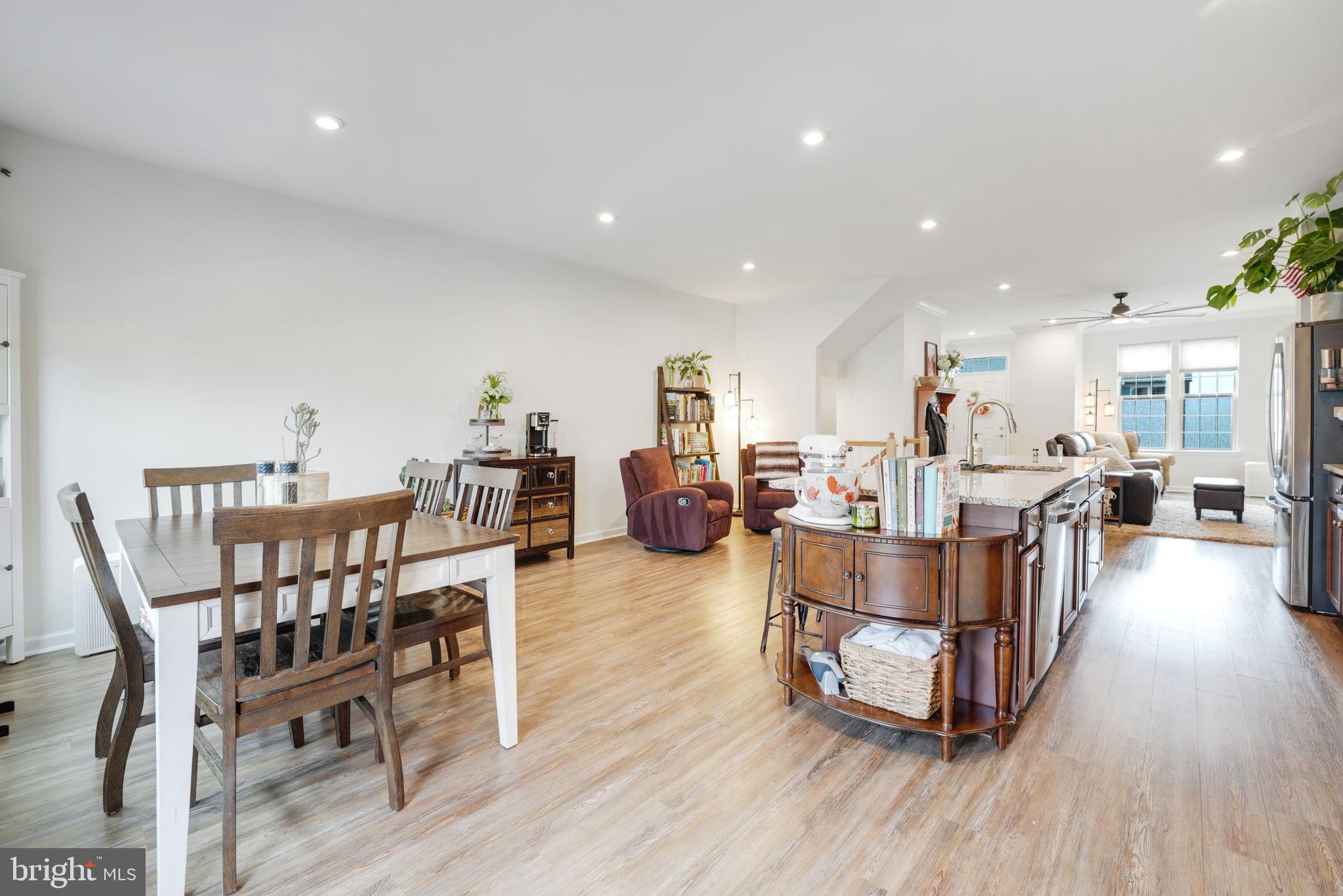 POTOMAC SHORES - Residential