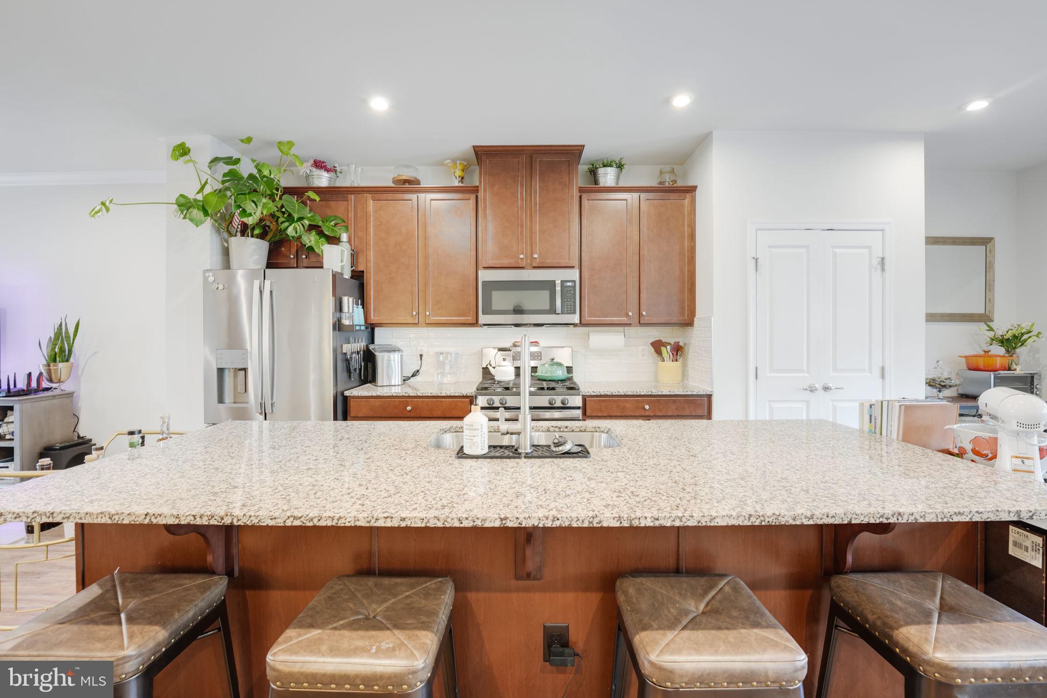 POTOMAC SHORES - Residential