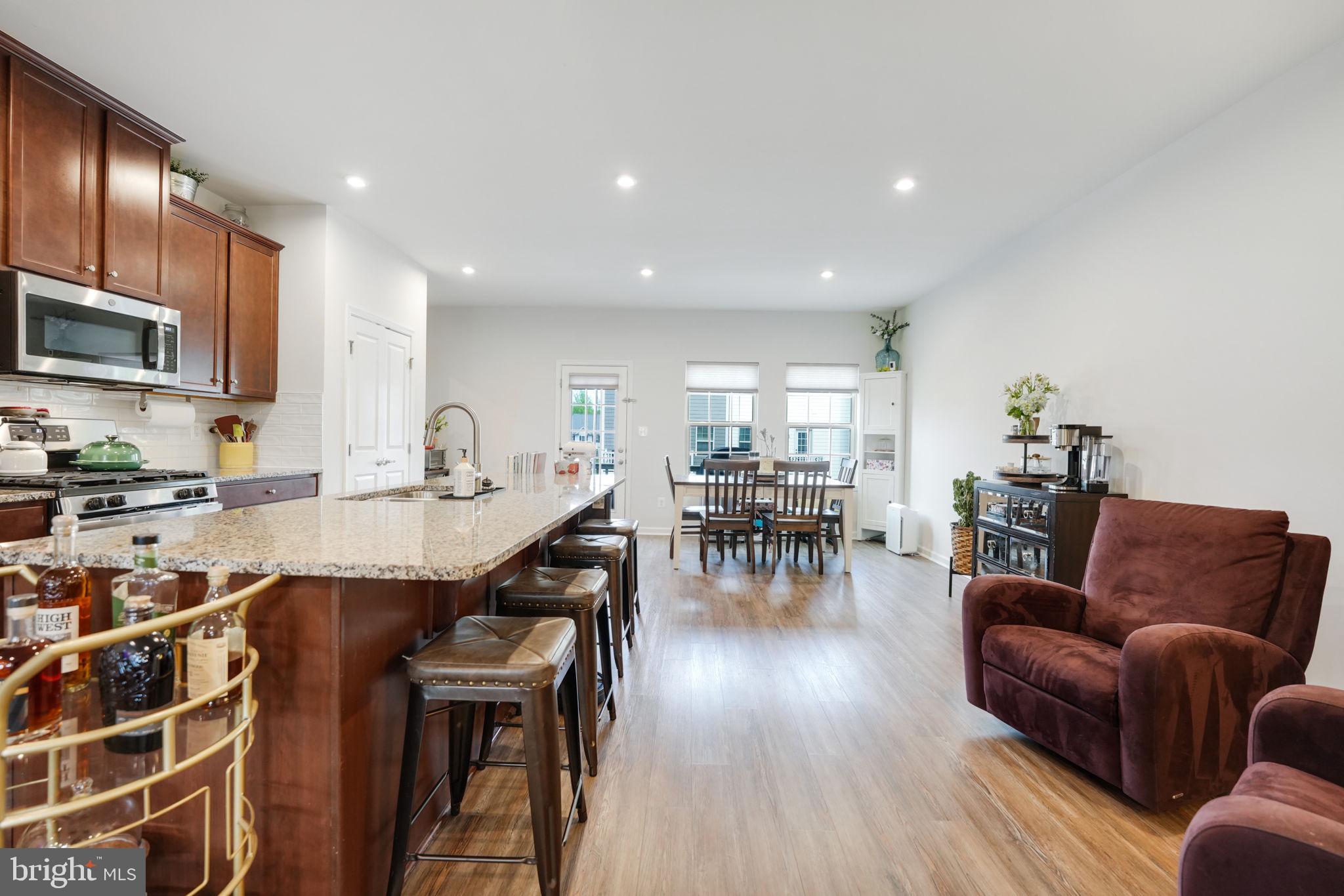 POTOMAC SHORES - Residential