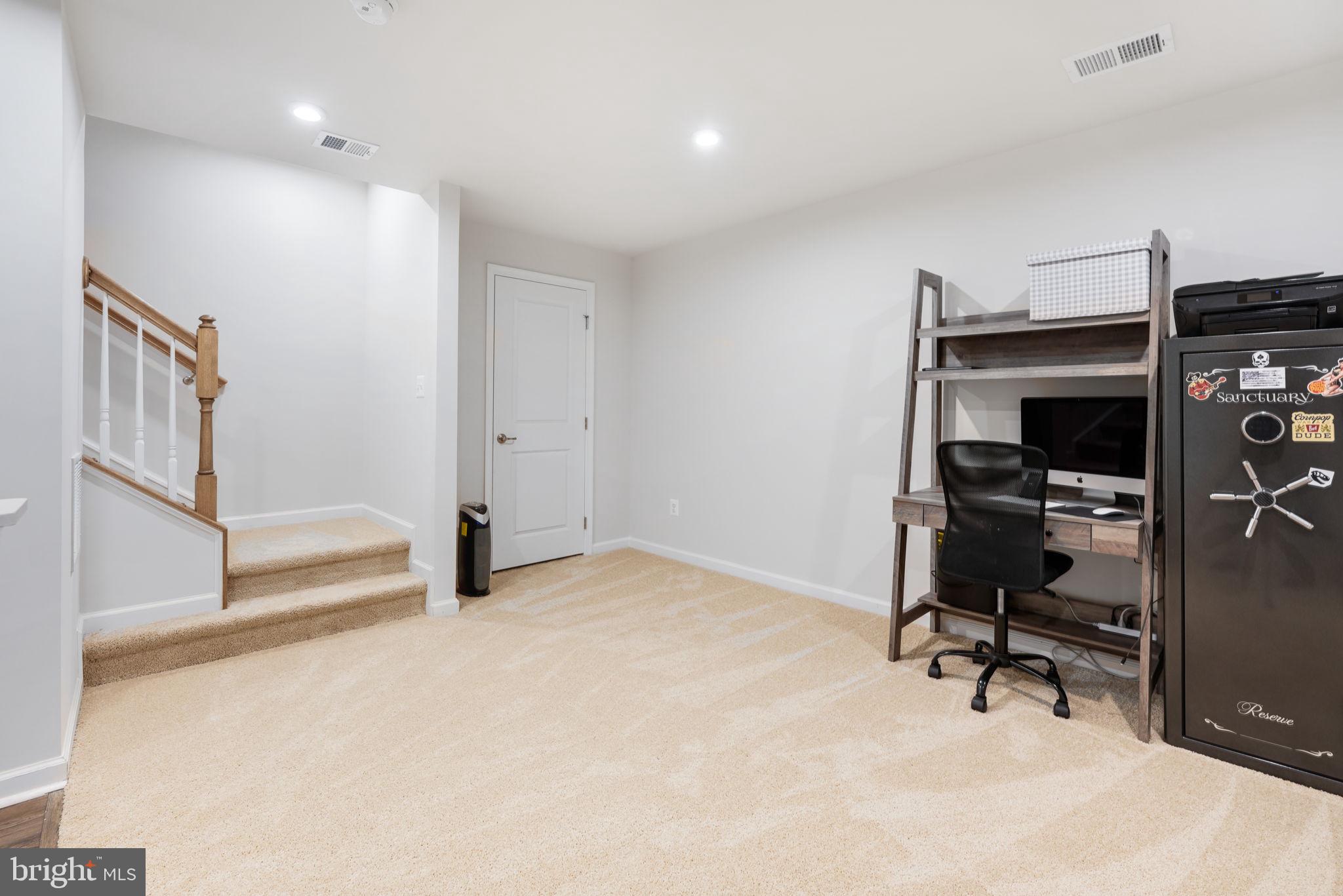 POTOMAC SHORES - Residential