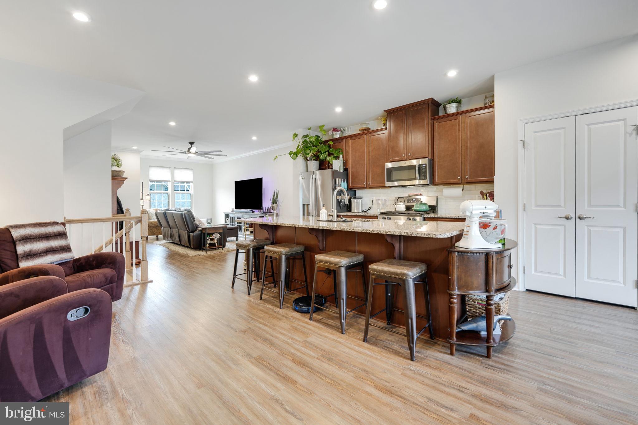 POTOMAC SHORES - Residential