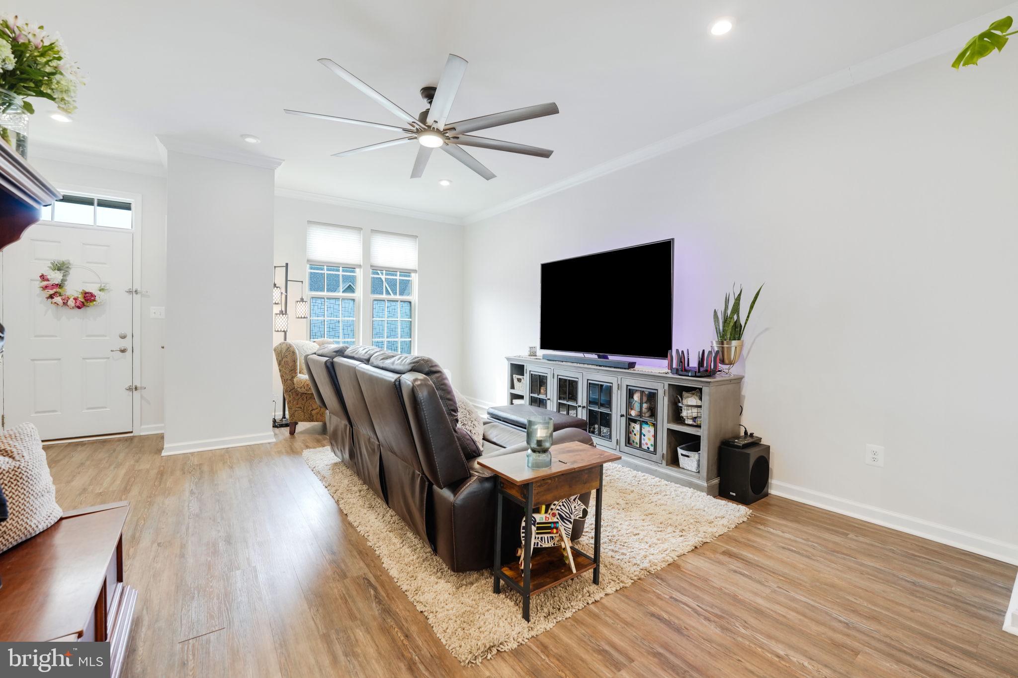 POTOMAC SHORES - Residential