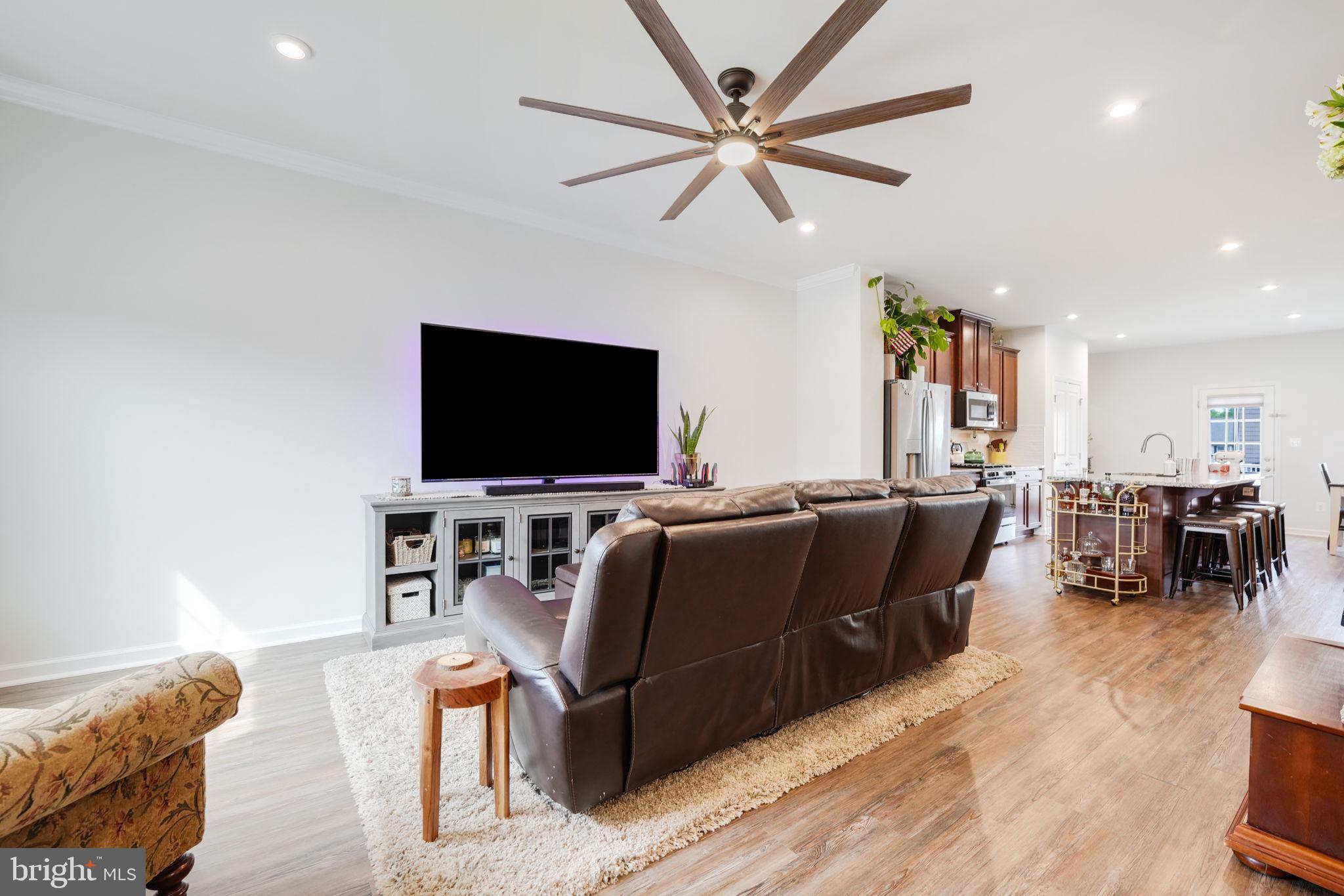 POTOMAC SHORES - Residential