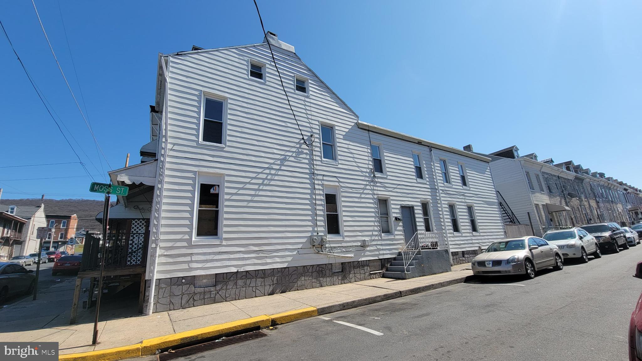 926 GREENWICH STREET
