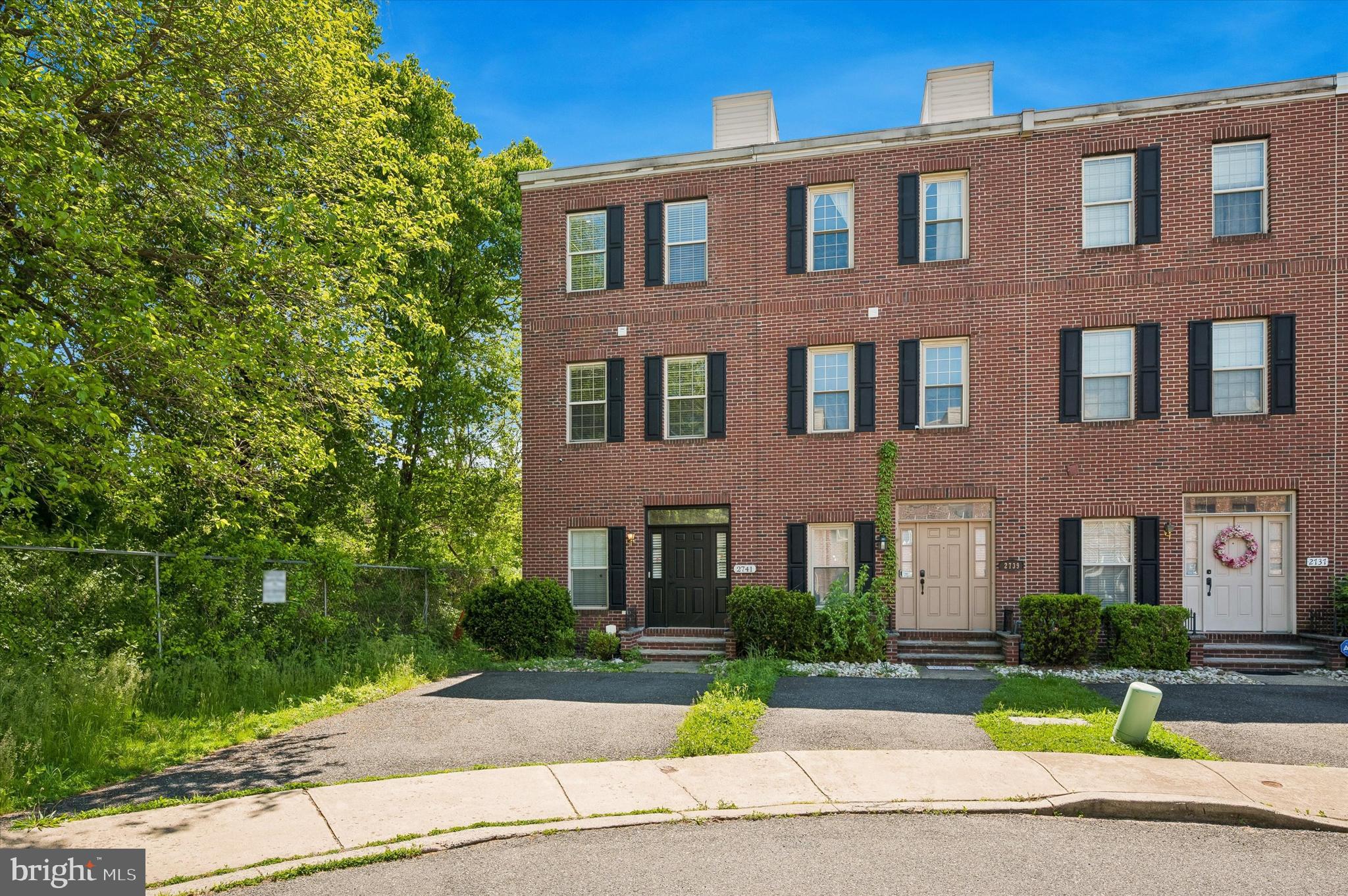 PORT RICHMOND - Residential