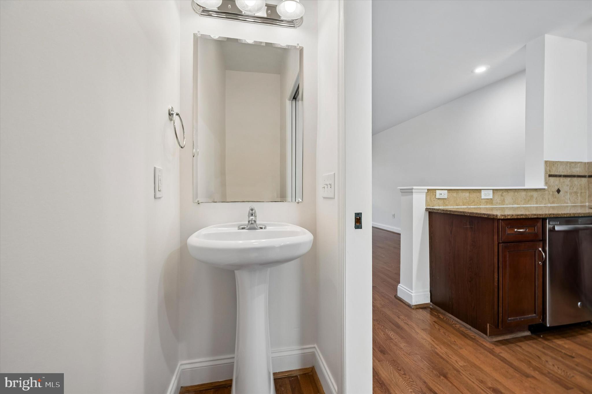 PORT RICHMOND - Residential