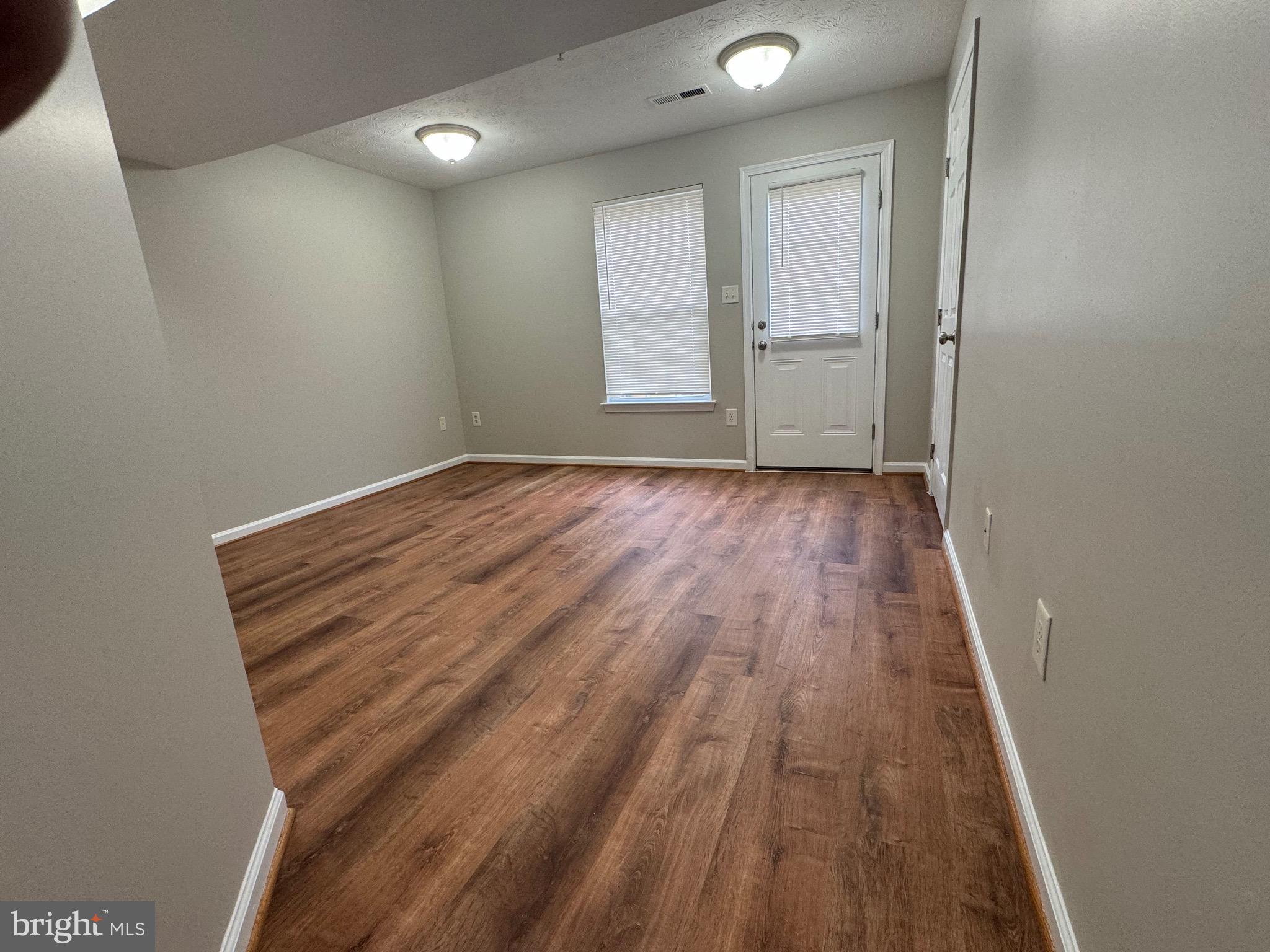 TANYARD SPRINGS - Residential Lease