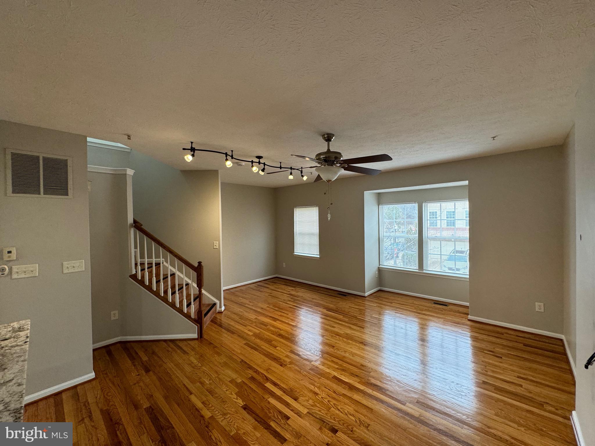 TANYARD SPRINGS - Residential Lease