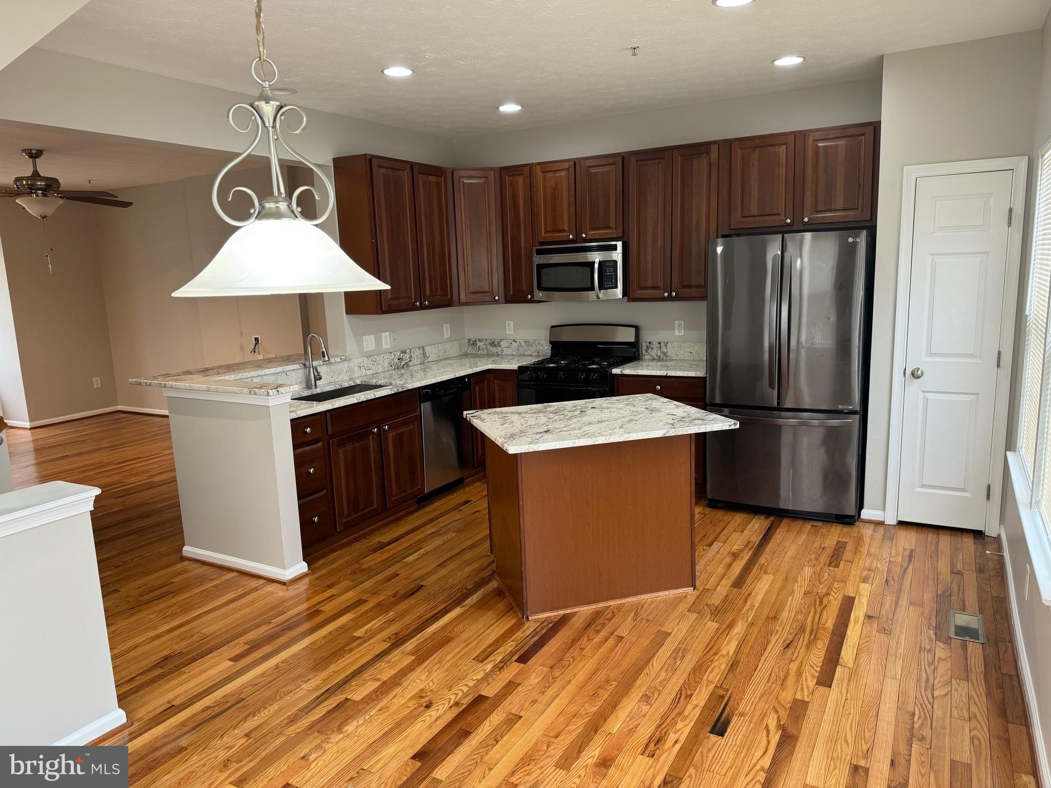 TANYARD SPRINGS - Residential Lease