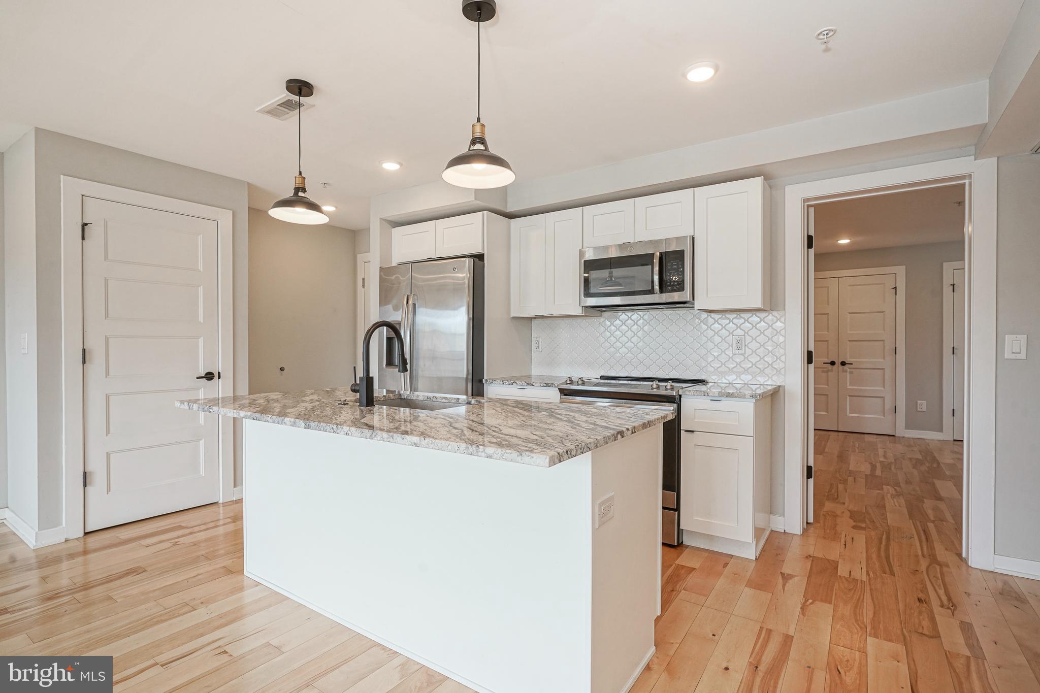 FRANCISVILLE - Residential Lease