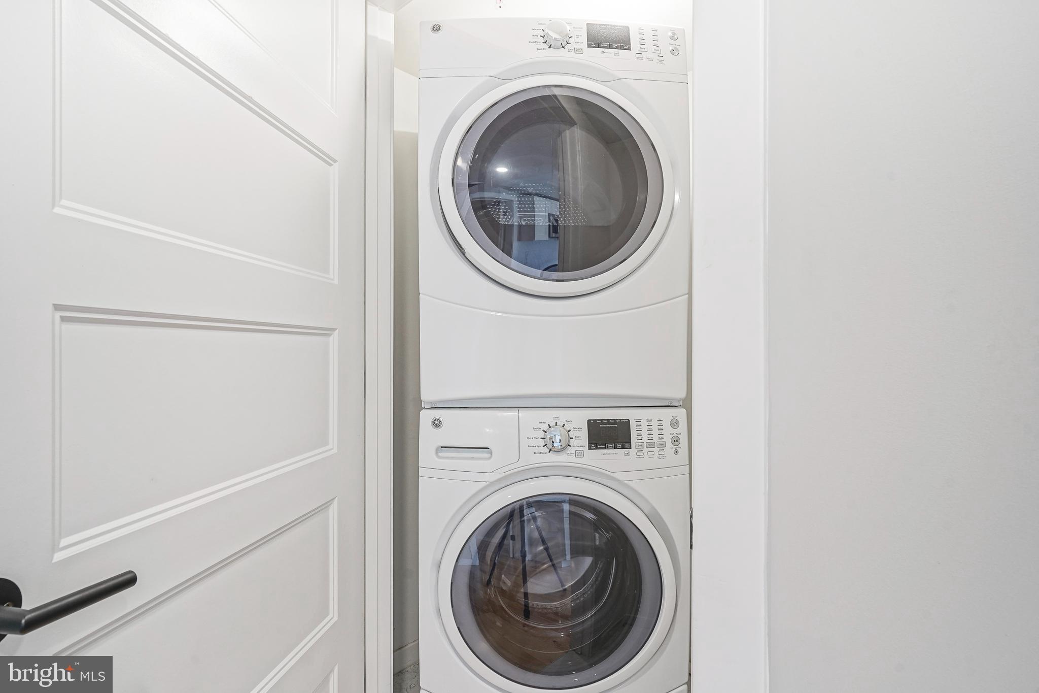 FRANCISVILLE - Residential Lease