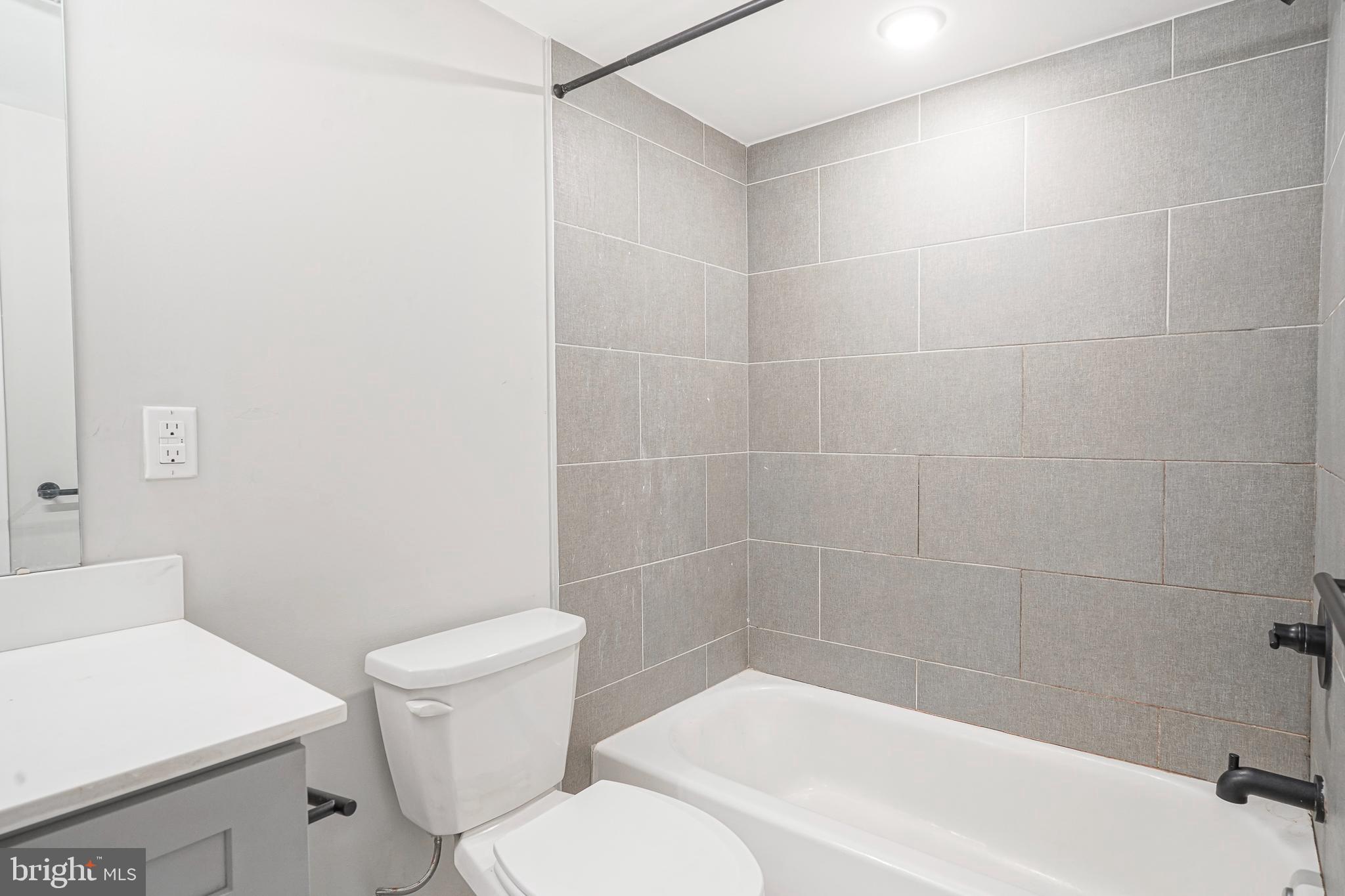 FRANCISVILLE - Residential Lease