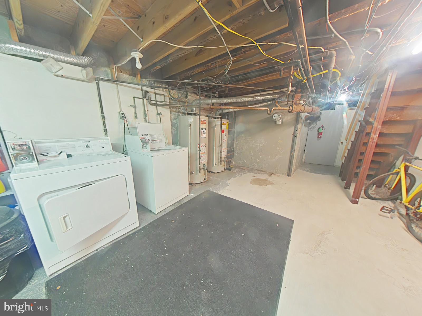 SOCIETY HILL - Commercial Sale