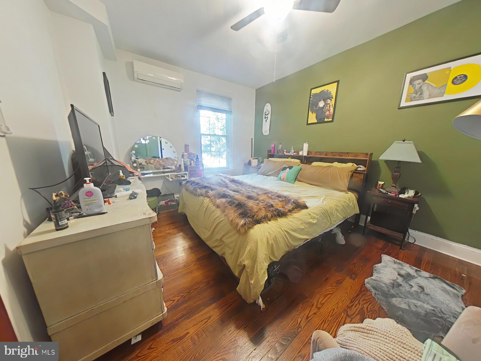 SOCIETY HILL - Commercial Sale