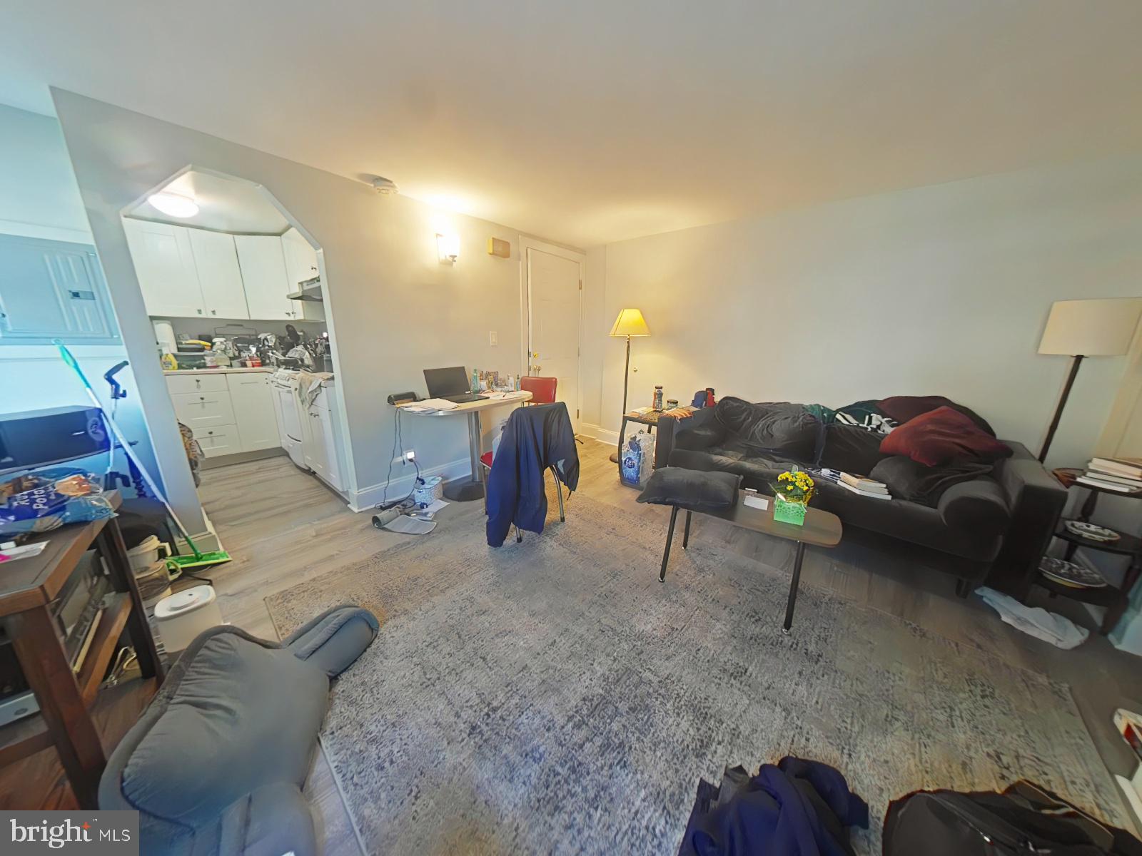 SOCIETY HILL - Commercial Sale