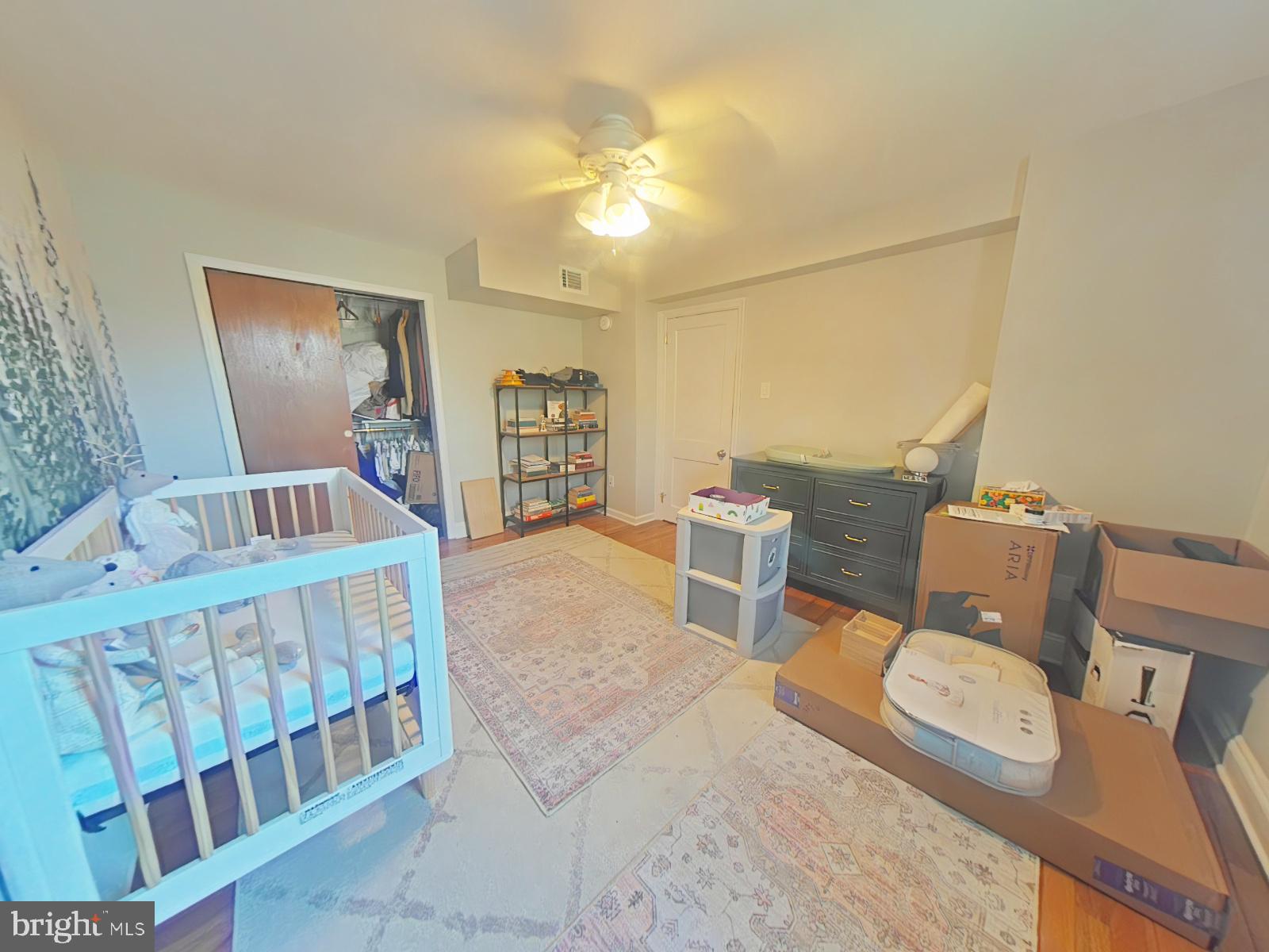 SOCIETY HILL - Commercial Sale