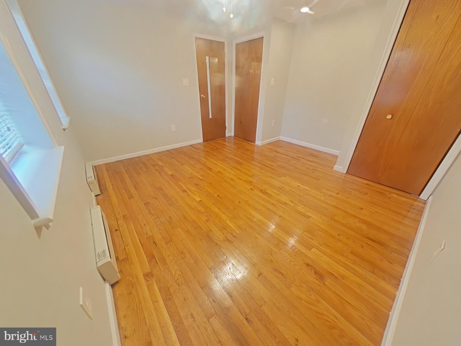 SOCIETY HILL - Commercial Sale