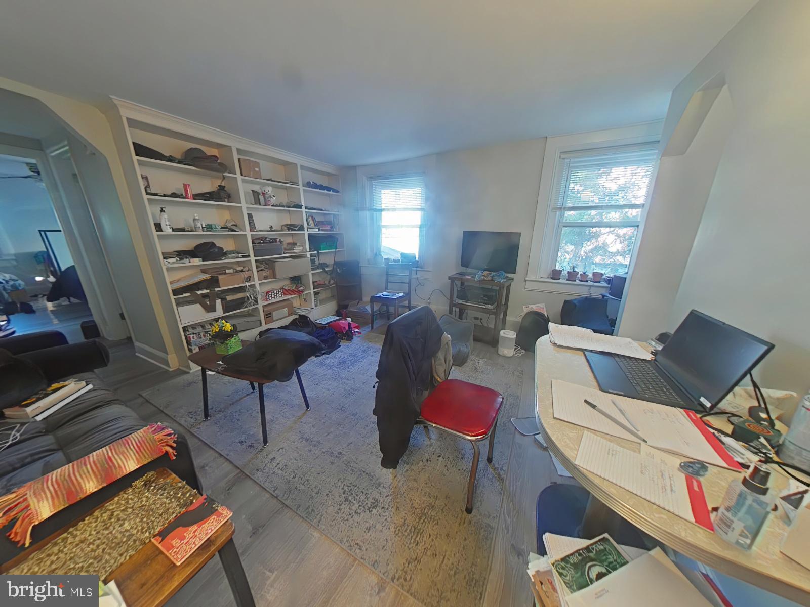 SOCIETY HILL - Commercial Sale
