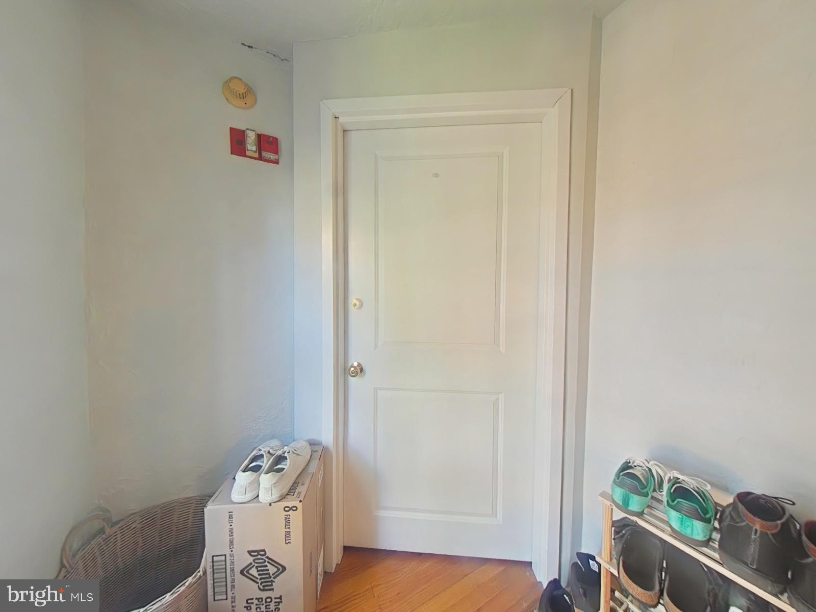 SOCIETY HILL - Commercial Sale
