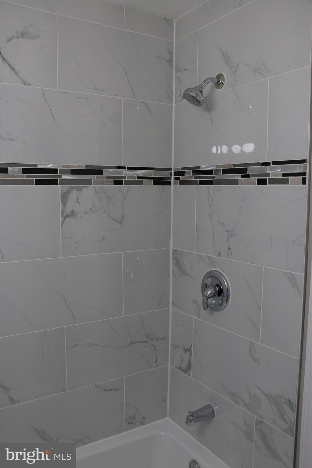 GREENWICH HILL - Residential