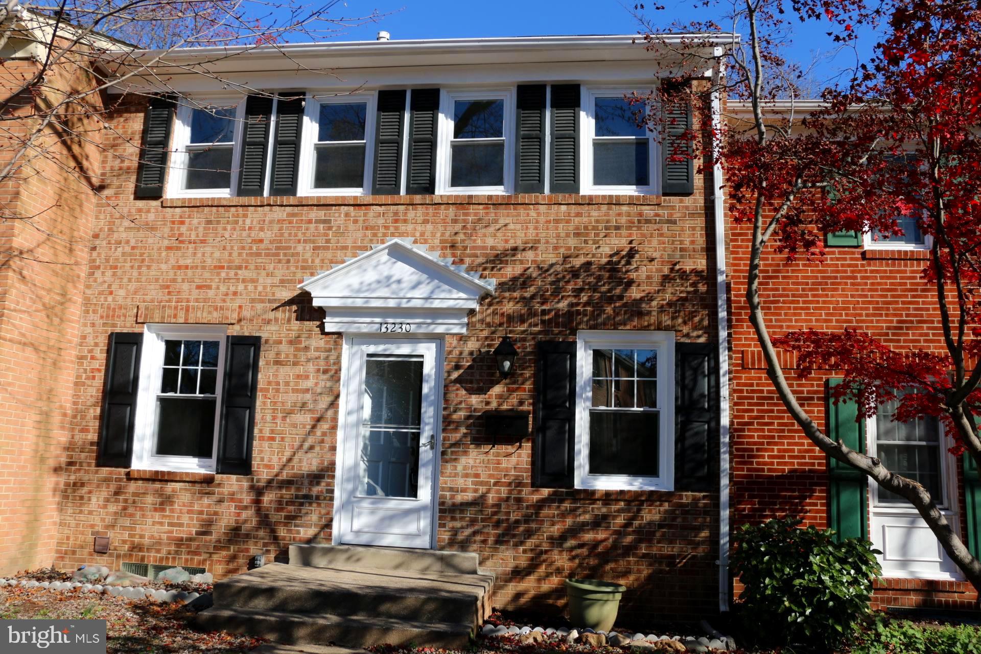 GREENWICH HILL - Residential