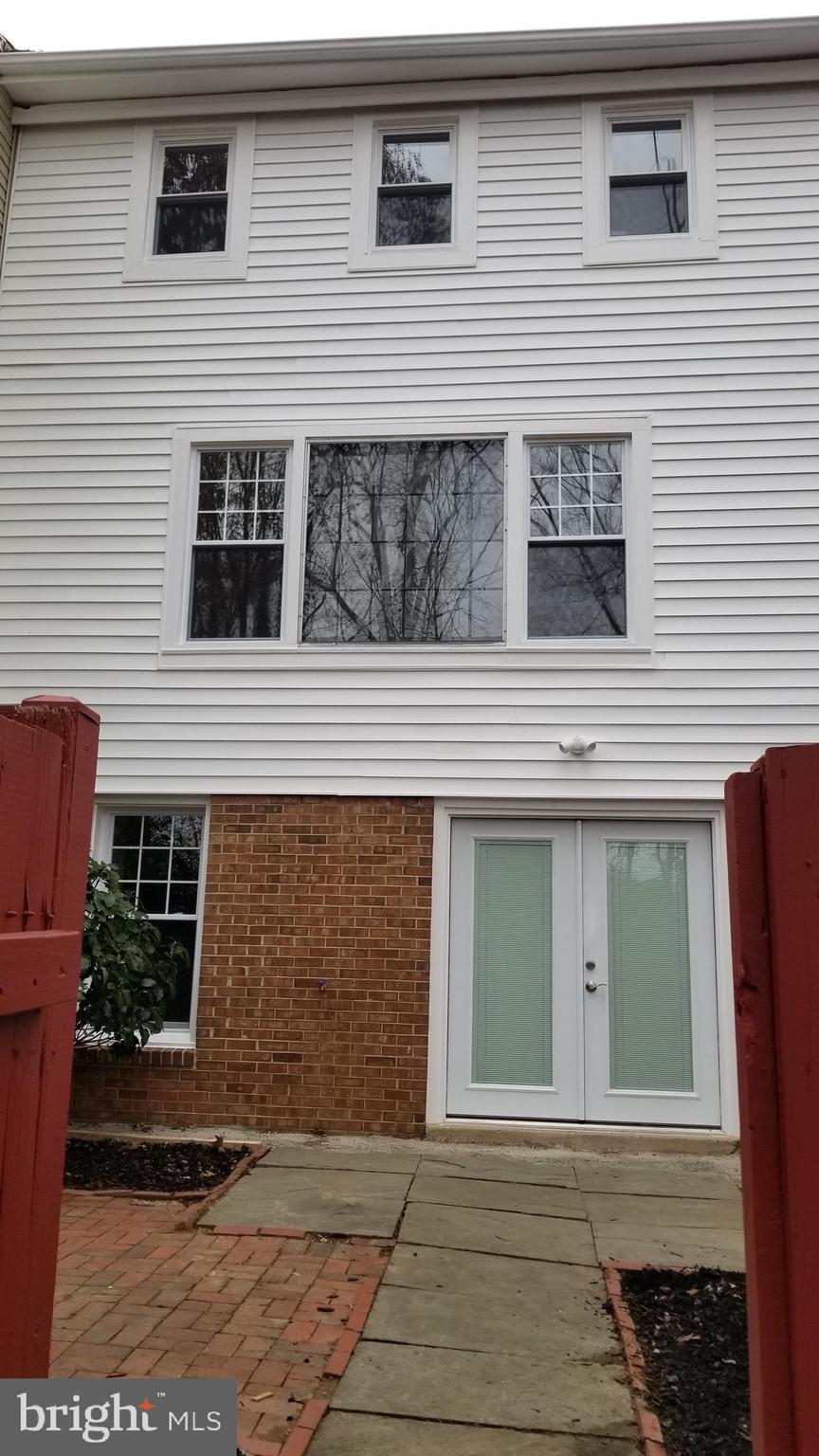 GREENWICH HILL - Residential