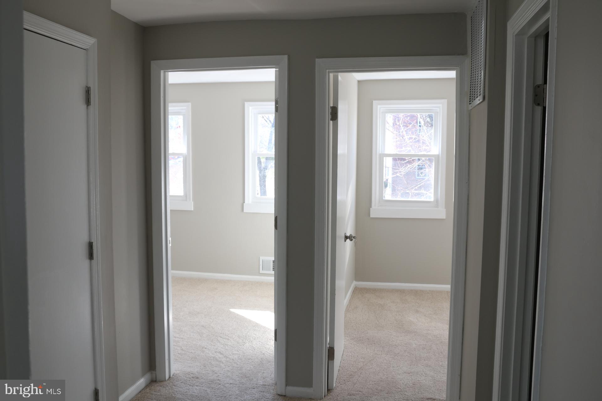 GREENWICH HILL - Residential