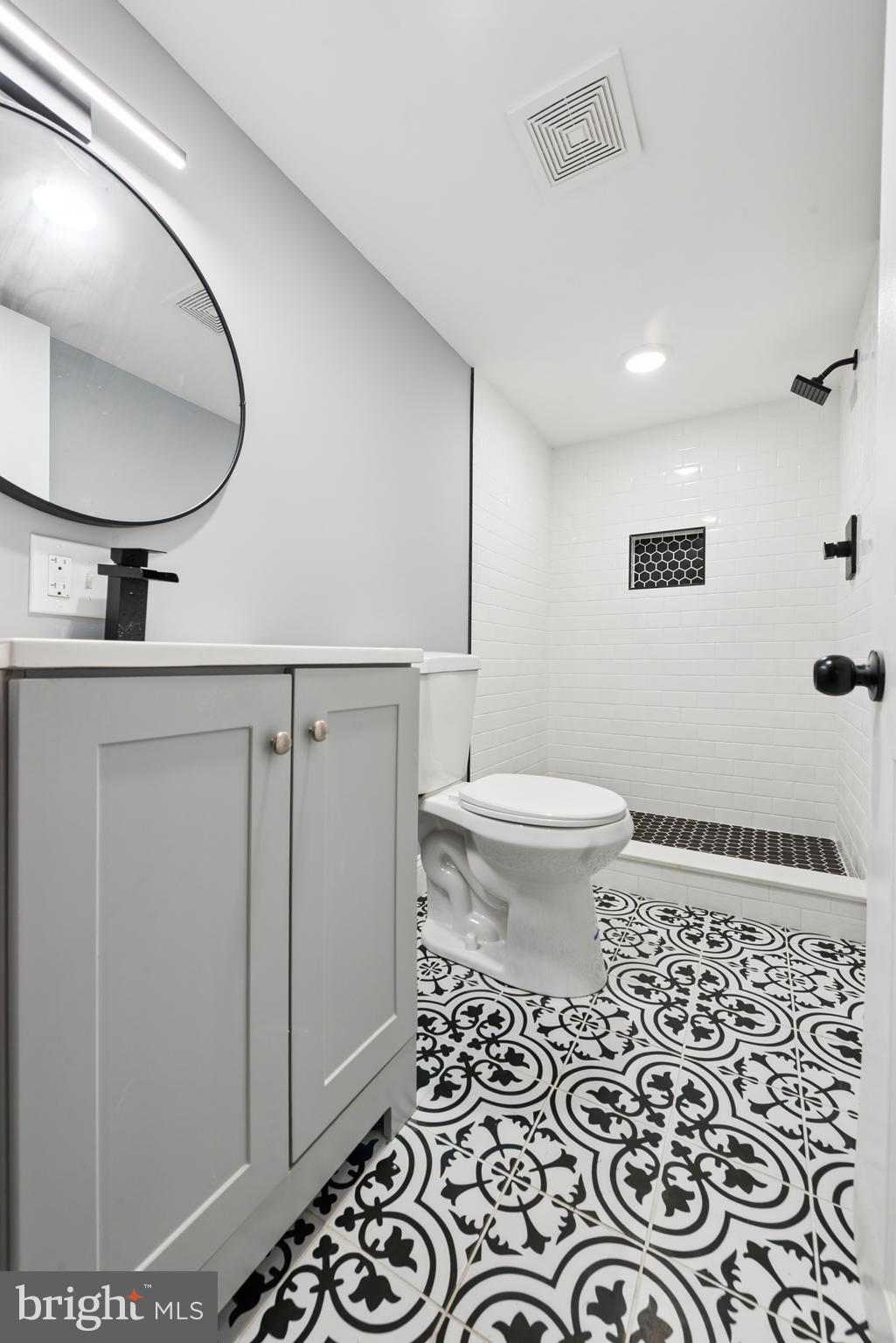 GERMANTOWN (EAST) - Residential