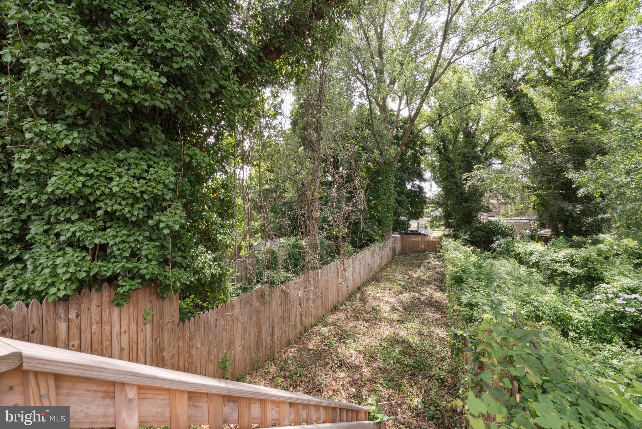 GERMANTOWN (EAST) - Residential