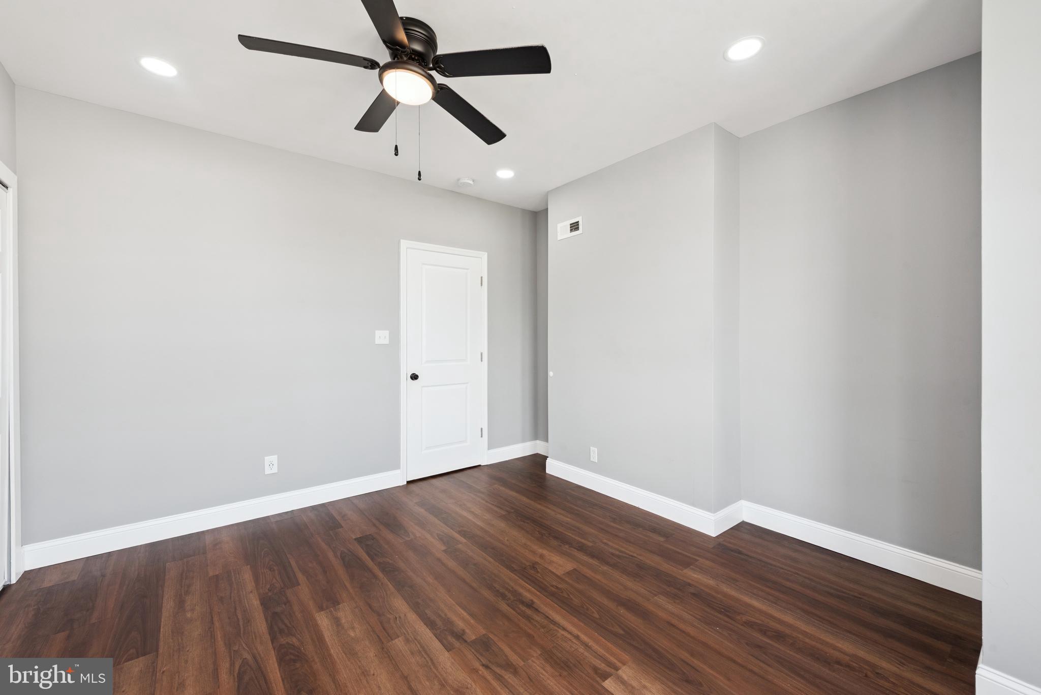 GERMANTOWN (EAST) - Residential