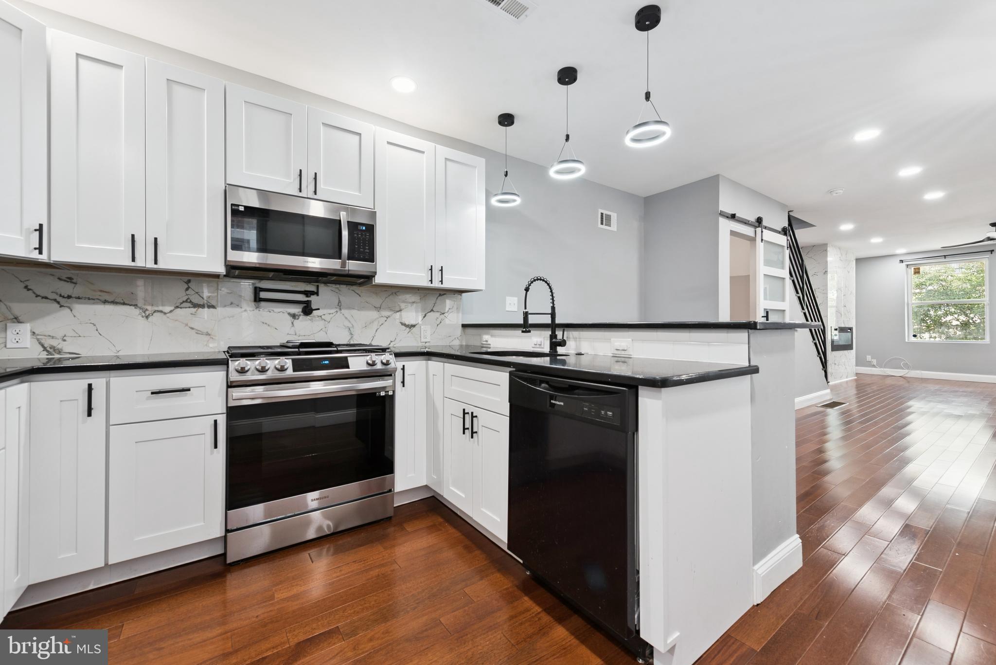 GERMANTOWN (EAST) - Residential