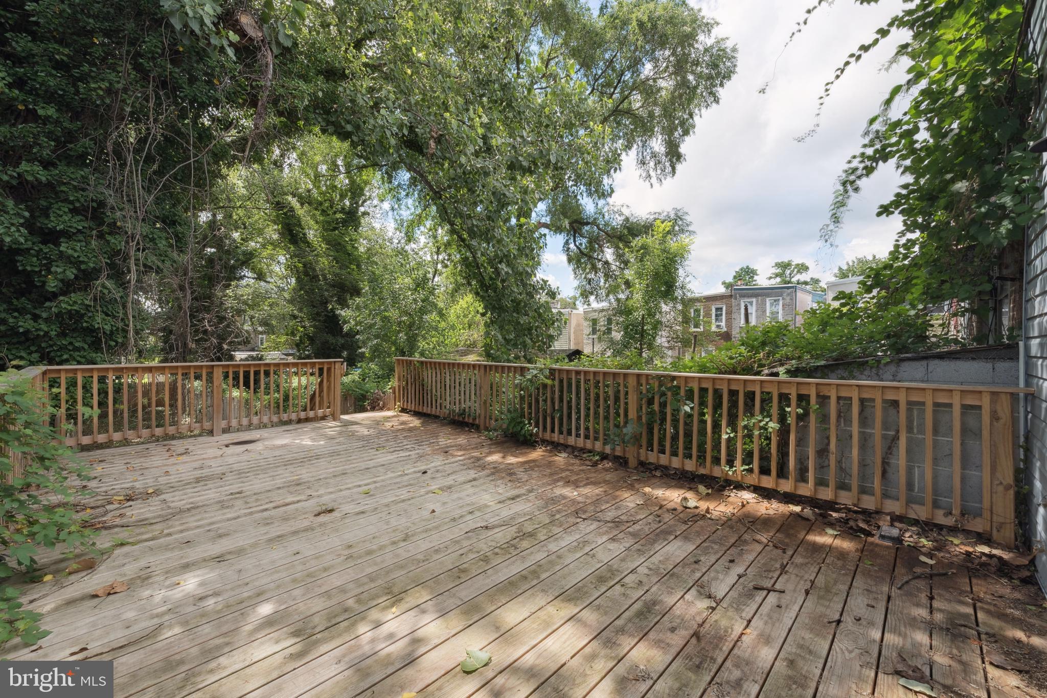 GERMANTOWN (EAST) - Residential