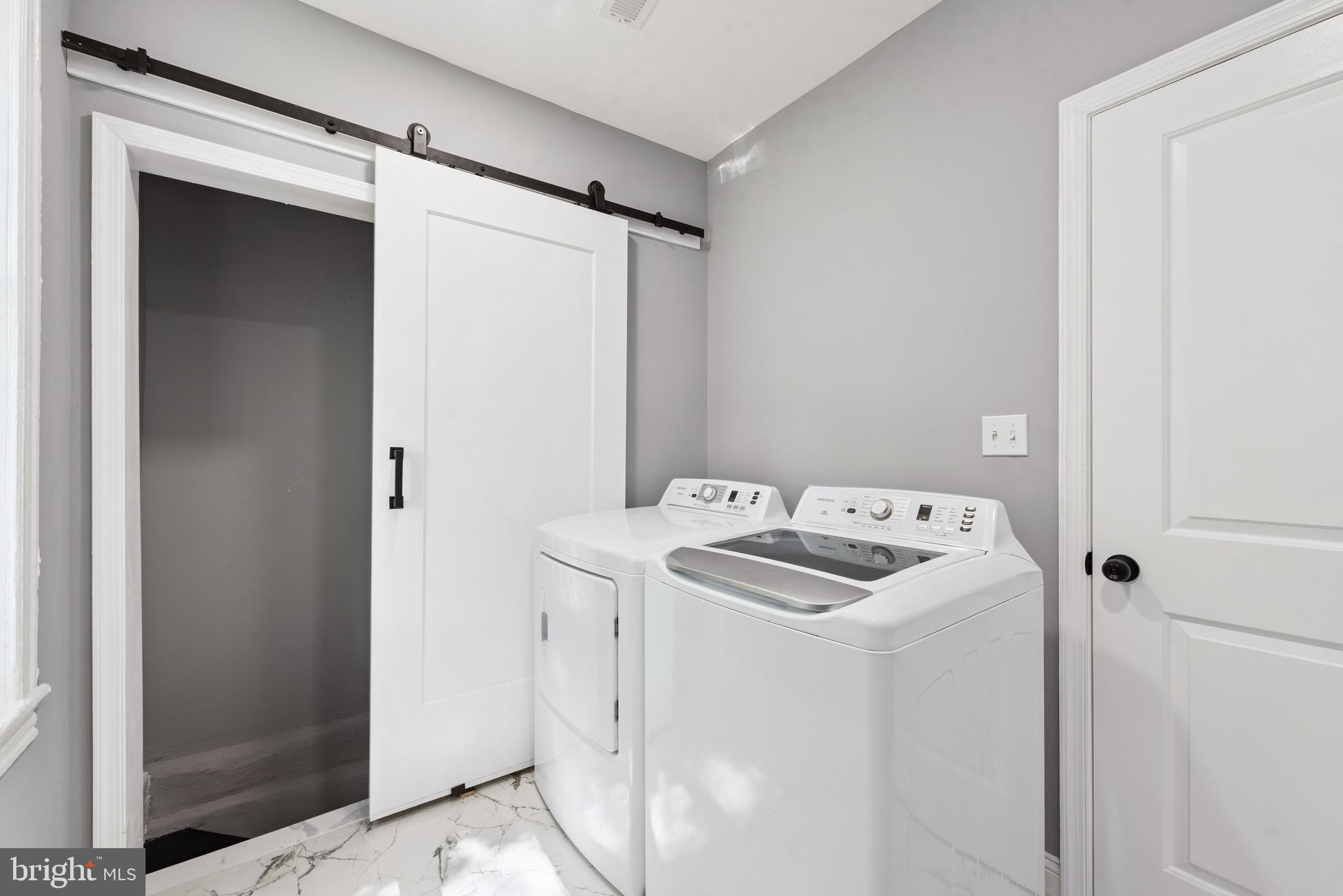 GERMANTOWN (EAST) - Residential