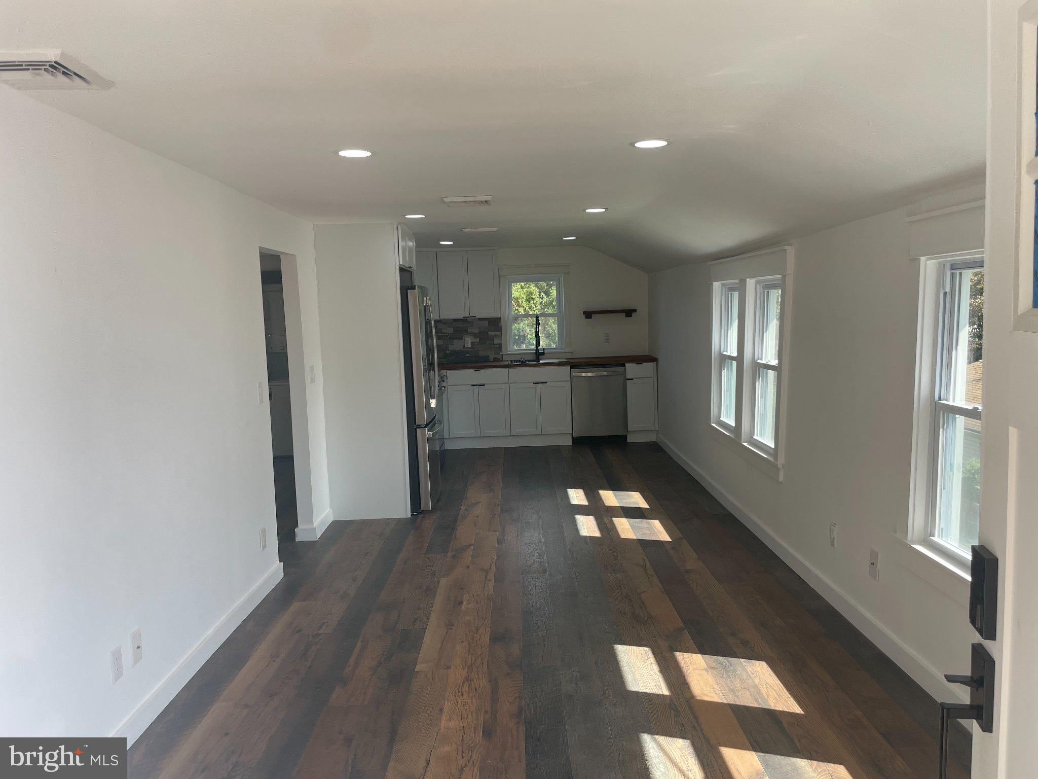 250 LENNI ROAD