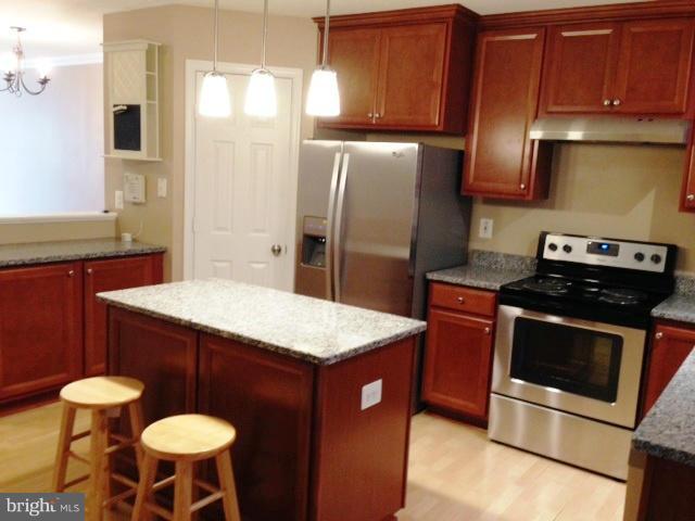 SOUTH RIDING - Residential Lease